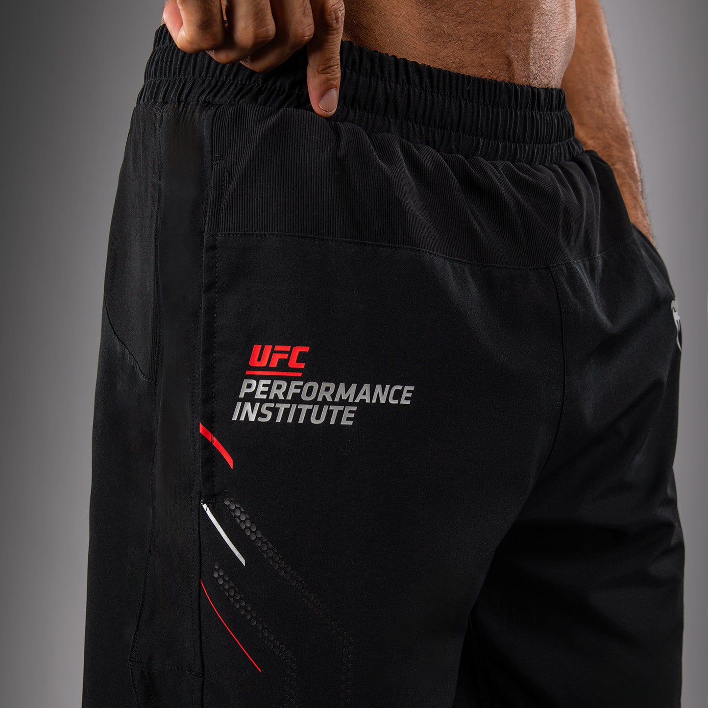 Venum UFC PI 3.0 トレーニングショーツ – ブラック