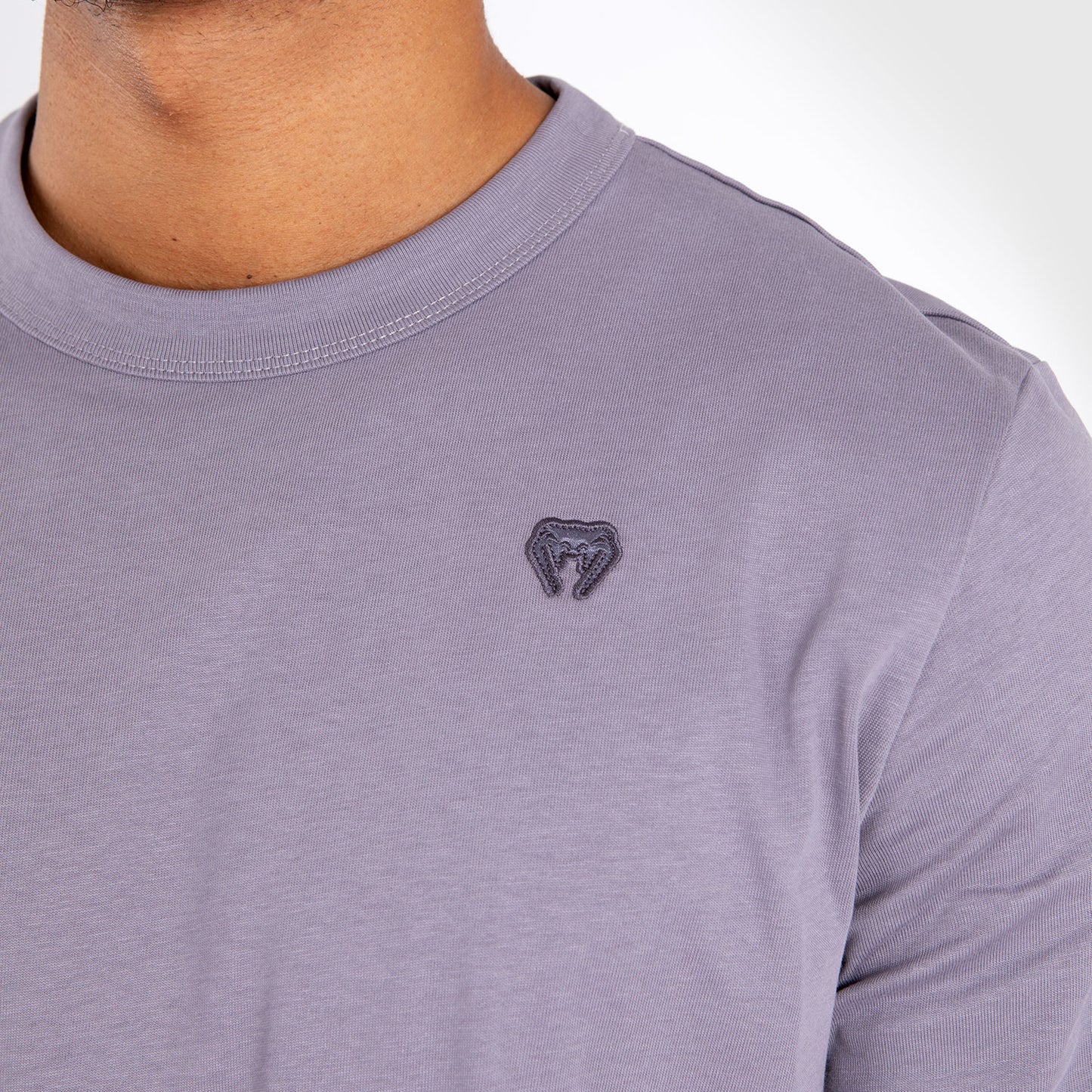 Venum Silent Power Tシャツ - ラベンダーグレー