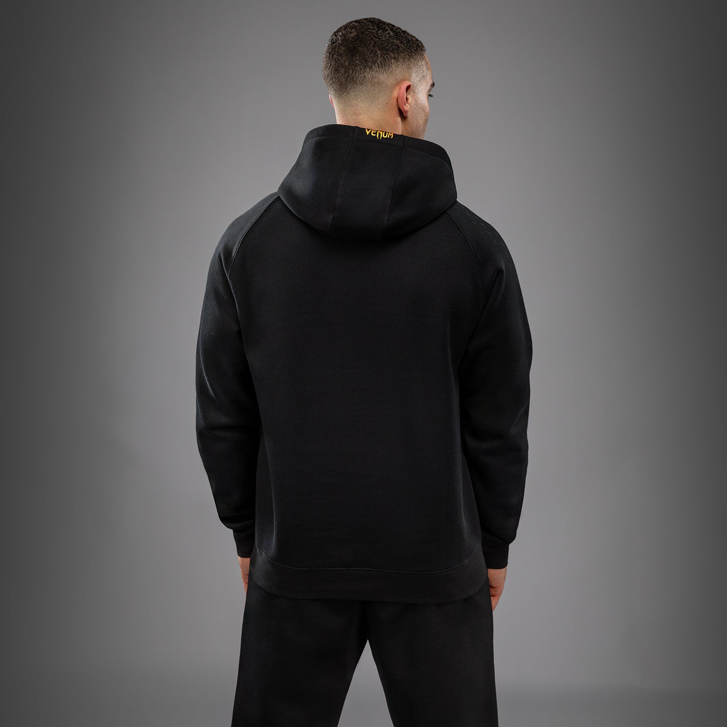 UFC Zenith by Venum Replica プルオーバーパーカー メンズ - チャンピオン