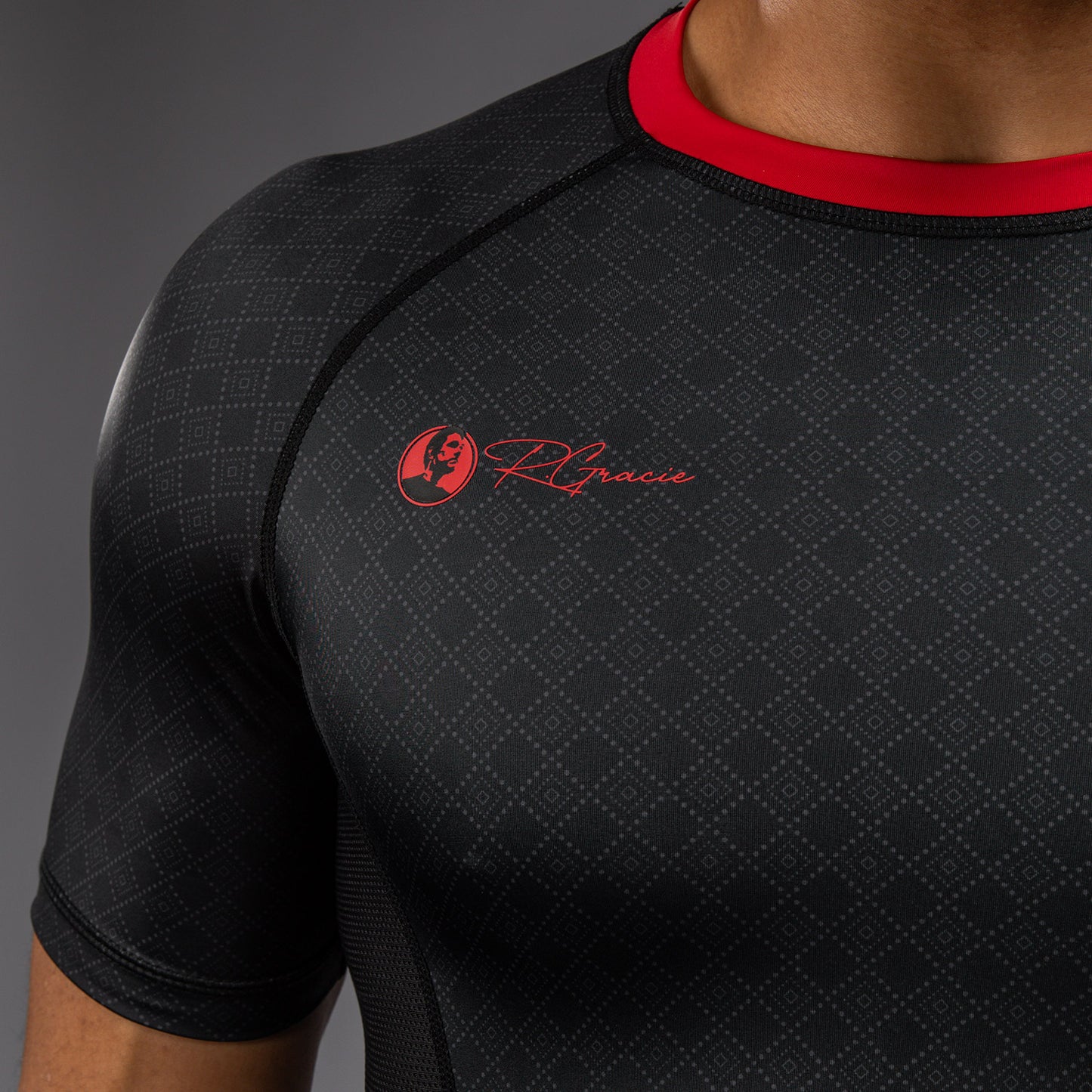 Venum x Roger Gracie Signature 半袖ラッシュガード - ブラック/レッド