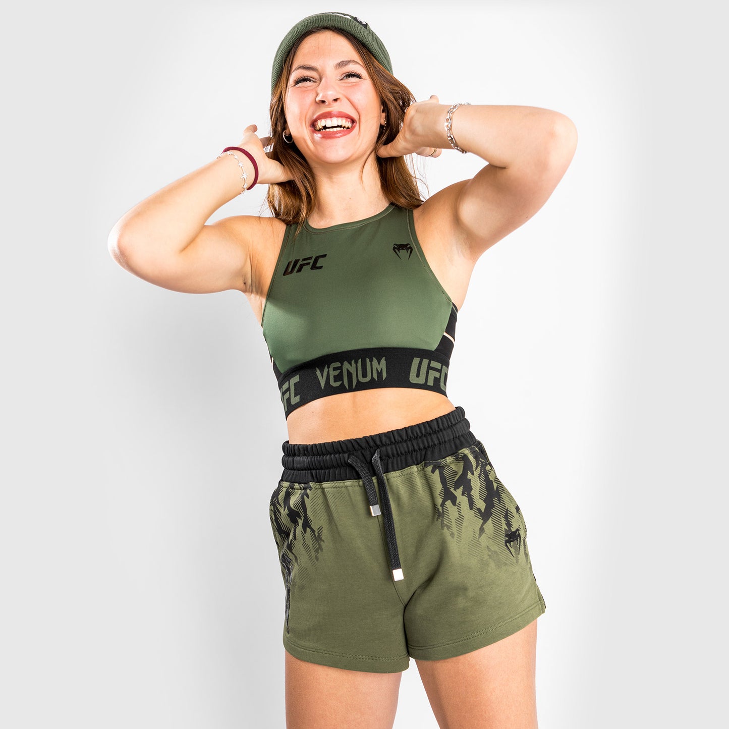 Venum UFC Authentic Fight Week ウィメンズ 計量用スポーツブラ – カーキ