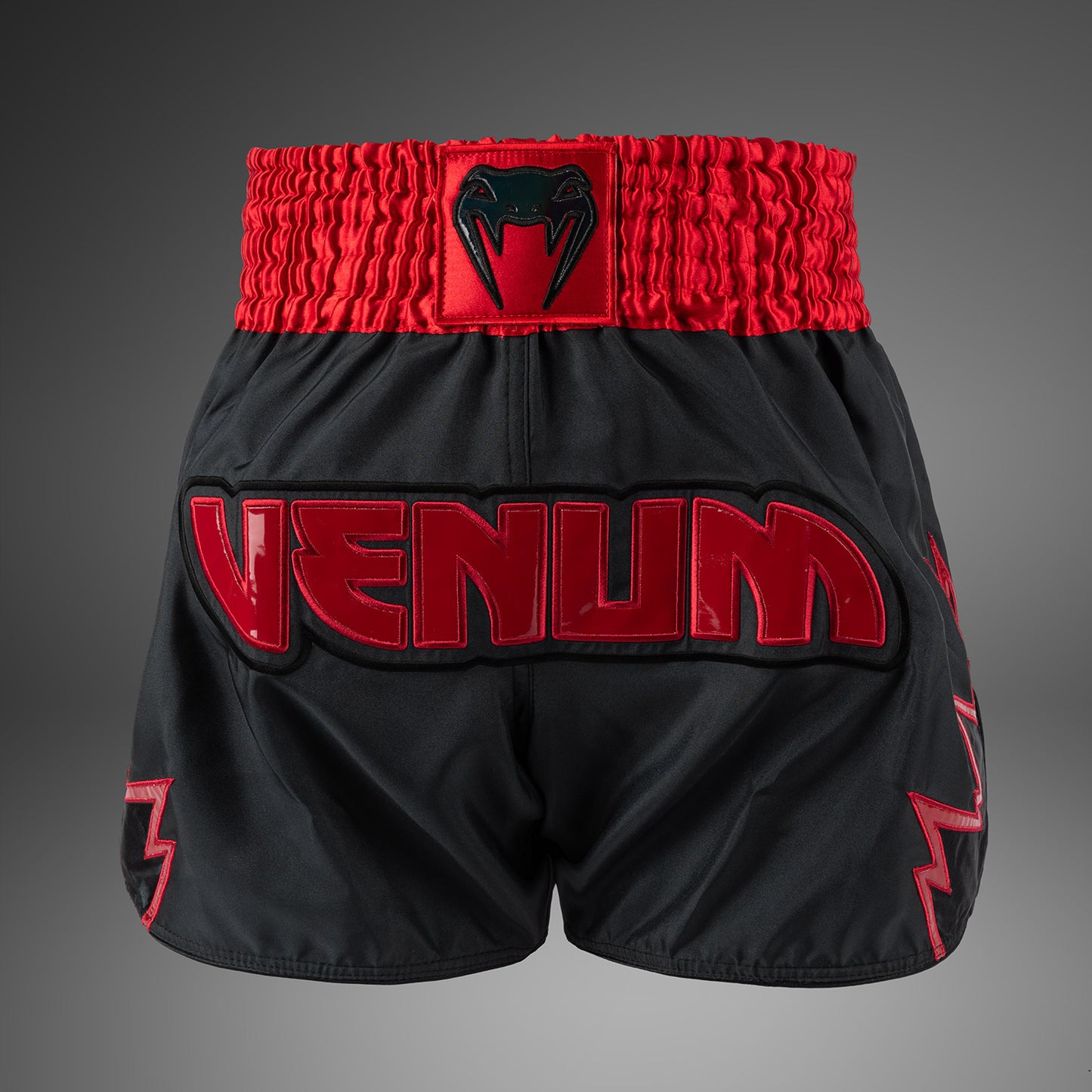 Venum Inferno Muay Thai ショーツ - チャコールグレー/レッド