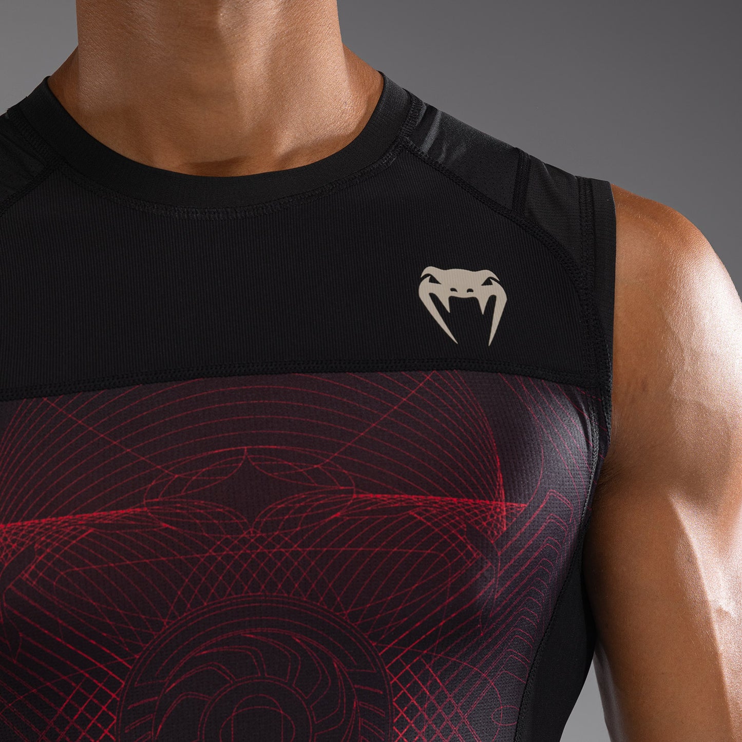 Venum G-Fit Air ノースリーブラッシュガード メンズ - ディープブラック/ファイヤーレッド