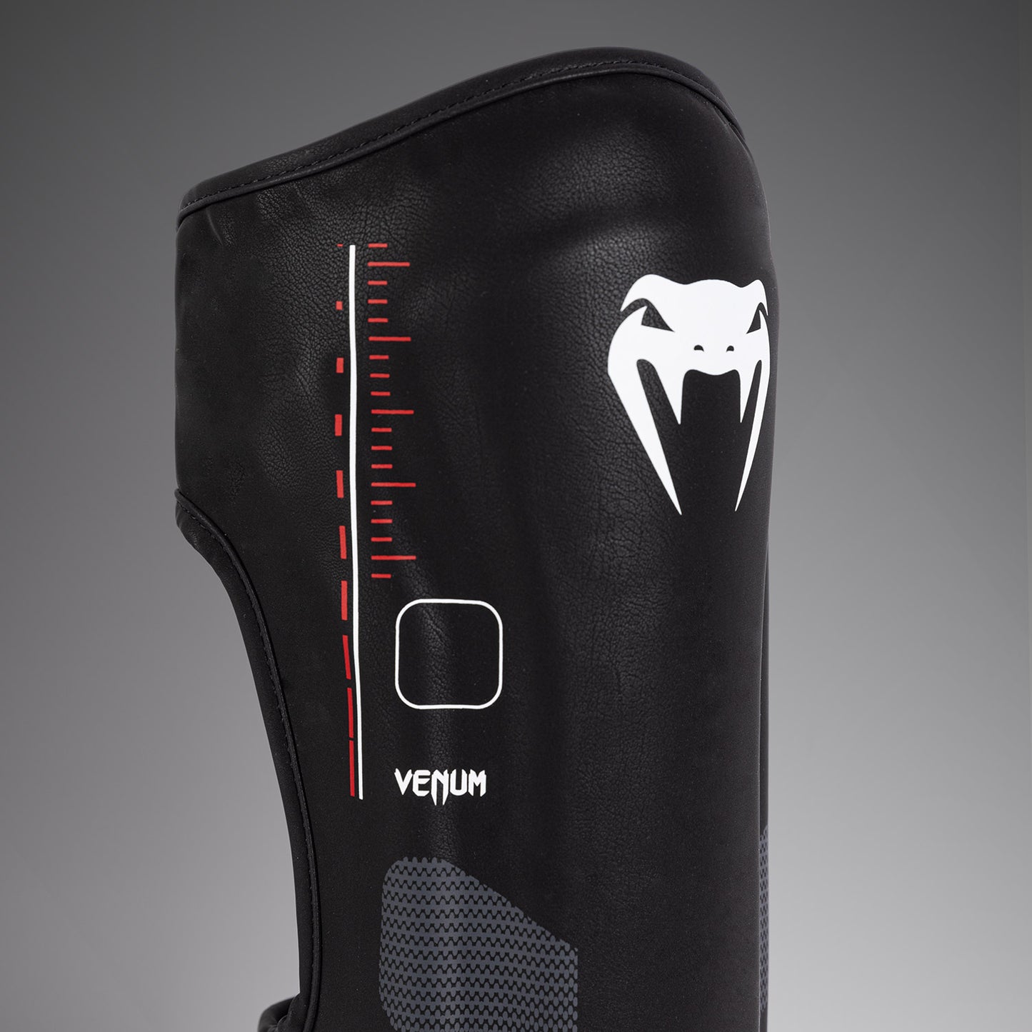 Venum Tactical XT シンガード - ブラック/ファイヤーレッド