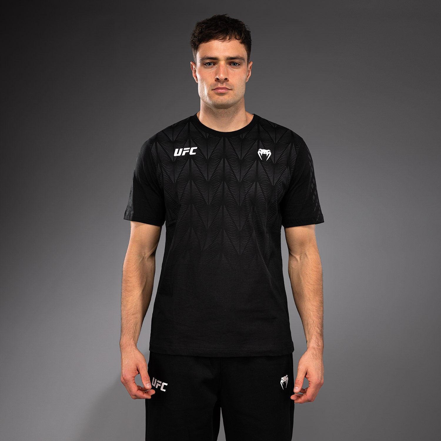 UFC ヘビ柄 ブラック Tシャツ 79492a1a55e08b18bdf4949d43b975