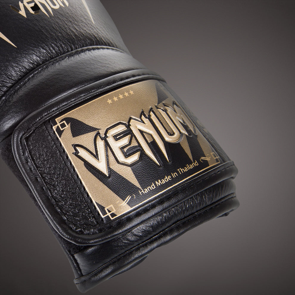 Venum Giant 3.0 ボクシンググローブ - ナッパレザー