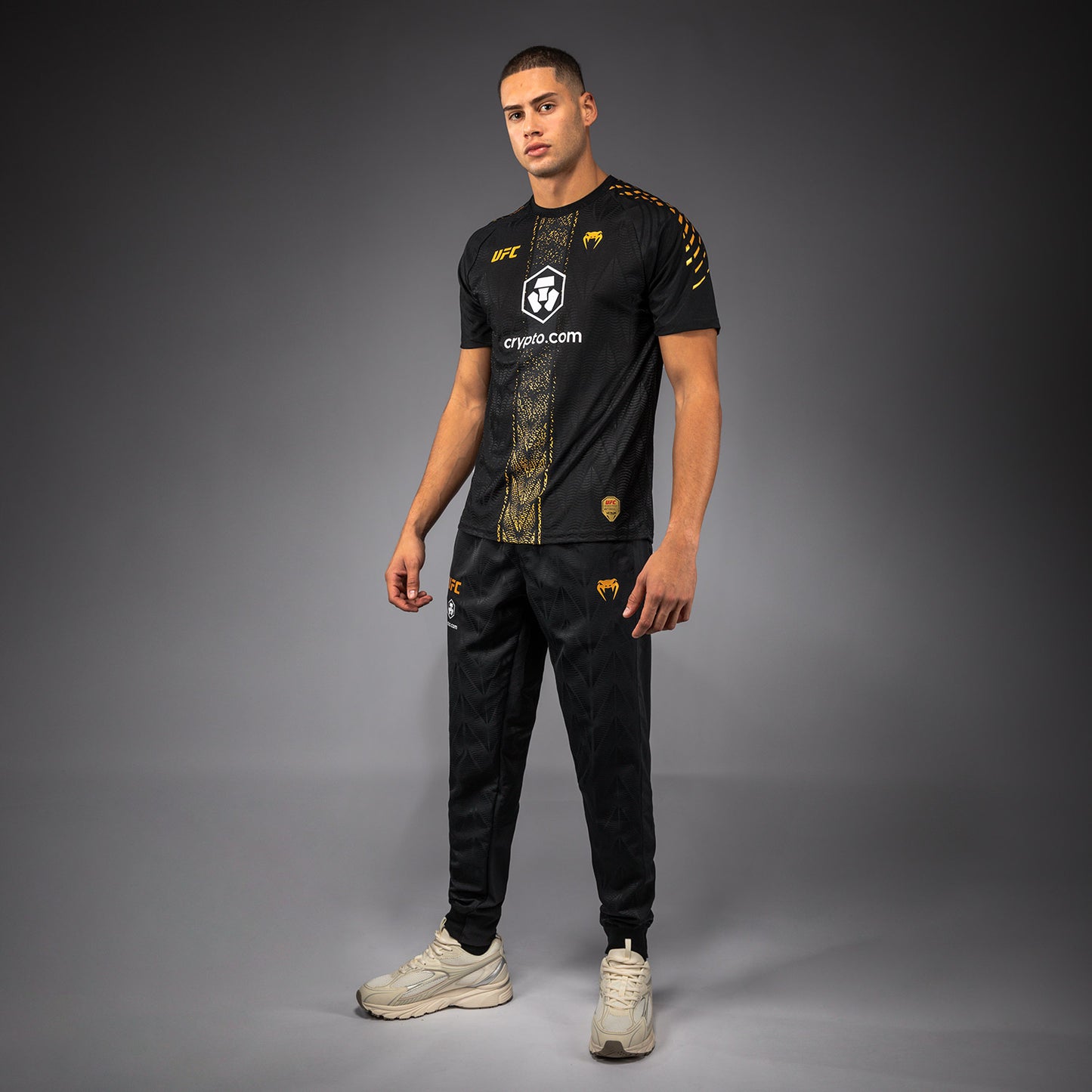 UFC Zenith by Venum Authentic Fight Night ウォークアウトジャージ オフィシャル メンズ - チャンピオン