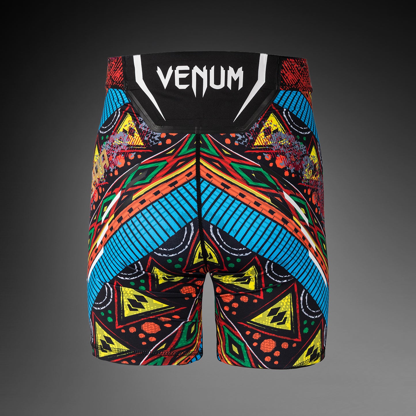 UFC Unrivaled by Venum Alex Pereira 男性 バレトゥードショート - レッド