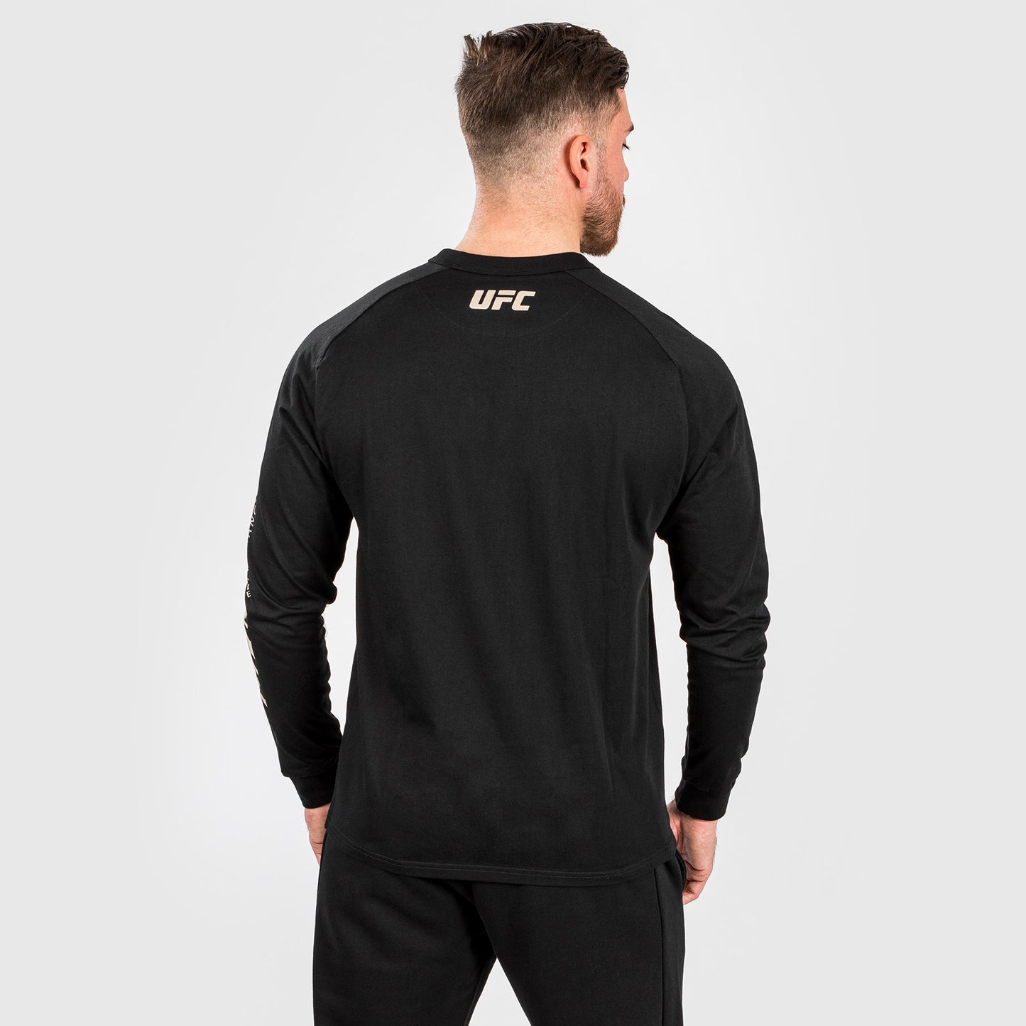 UFC Adrenaline by Venum Fight Week メンズ・ロングスリーブTシャツ - ブラック