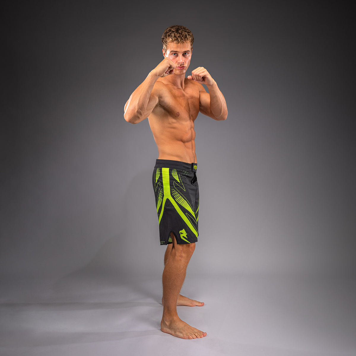 Venum Amazonia Reborn MMAショーツ - ブラック/グリーン