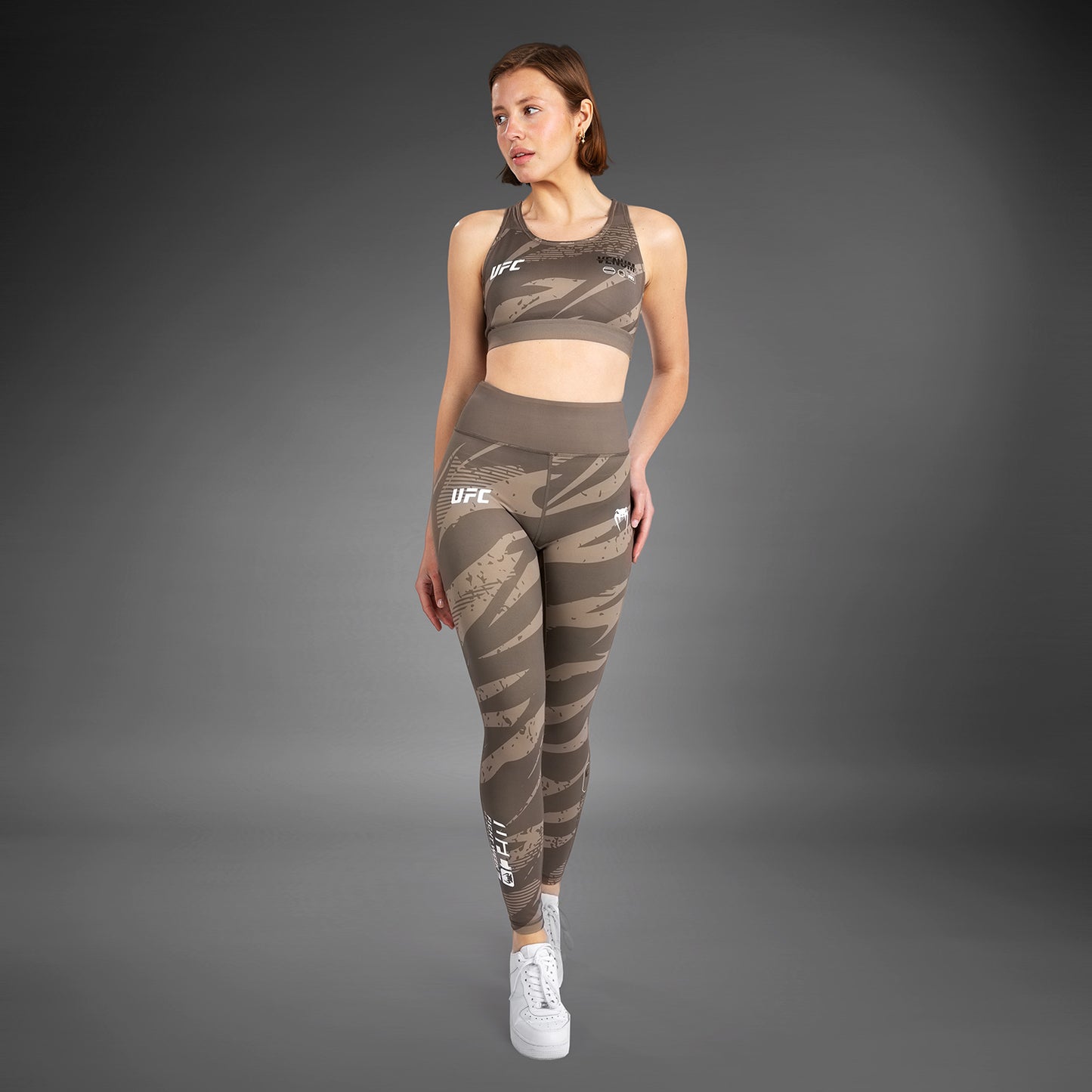 UFC Adrenaline By Venum Fight Week - 女性用パフォーマンスタイツ - Desert Camo