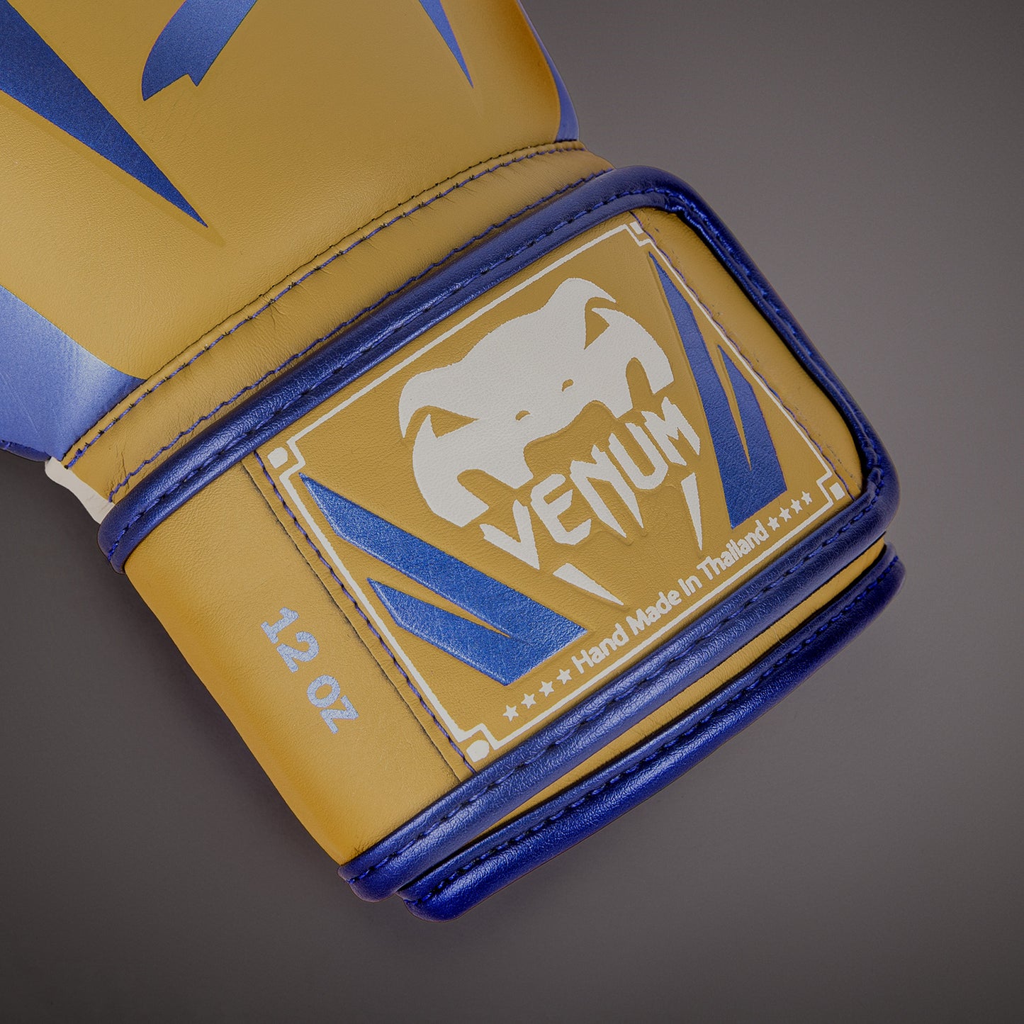 Venum Elite ボクシンググローブ - キャメル - スペシャル・エディション