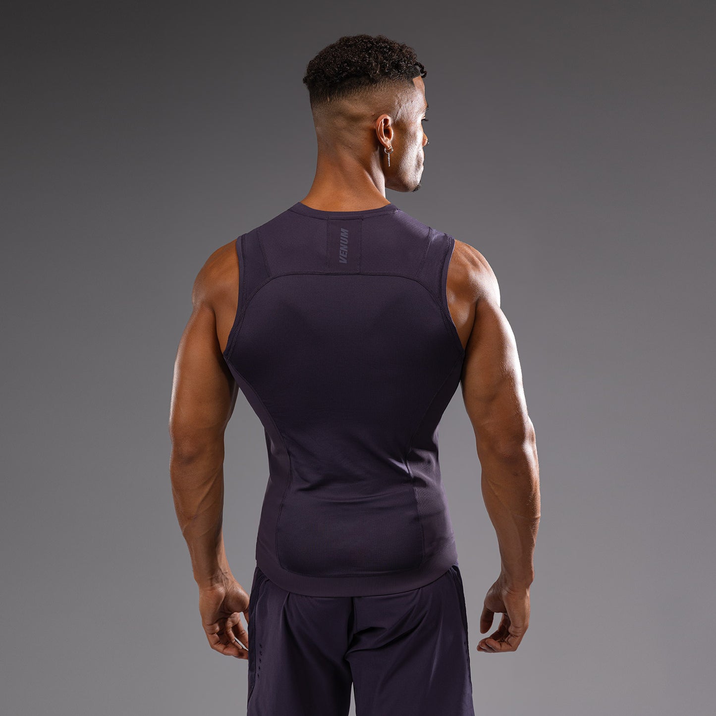 Venum G-Fit Air ノースリーブラッシュガード メンズ - ディープパープル