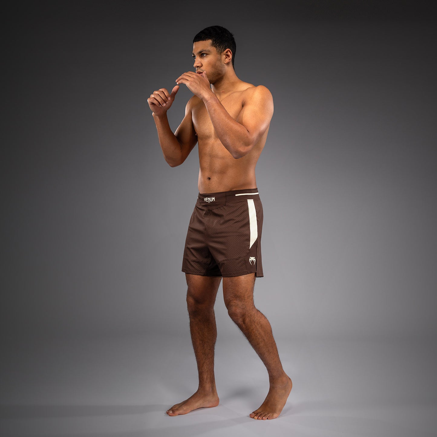 Venum x Roger Gracie Academy ファイトショーツ - ダークブラウン