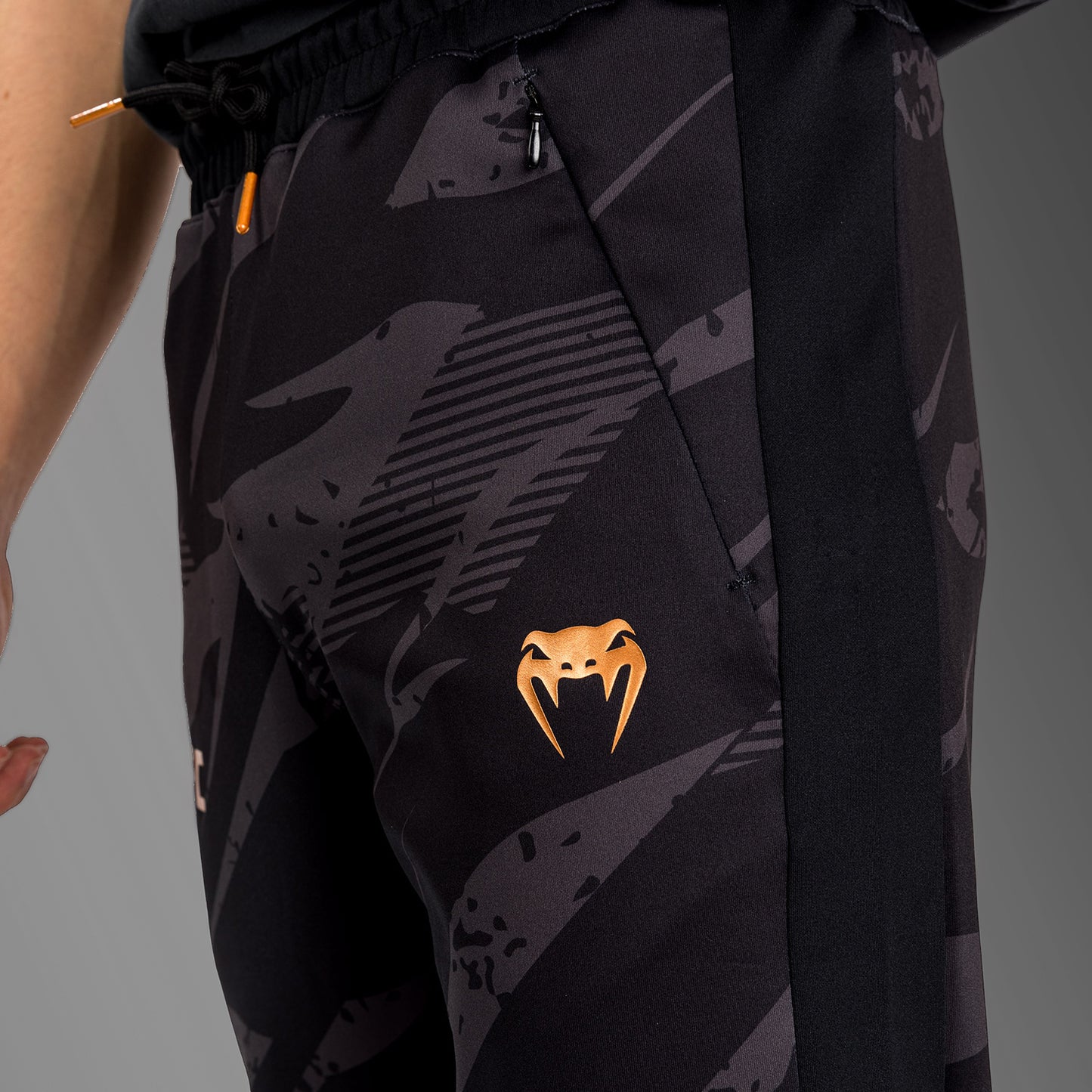 UFC Adrenaline By Venum Fight Week 男性用パンツ- Urban Camo