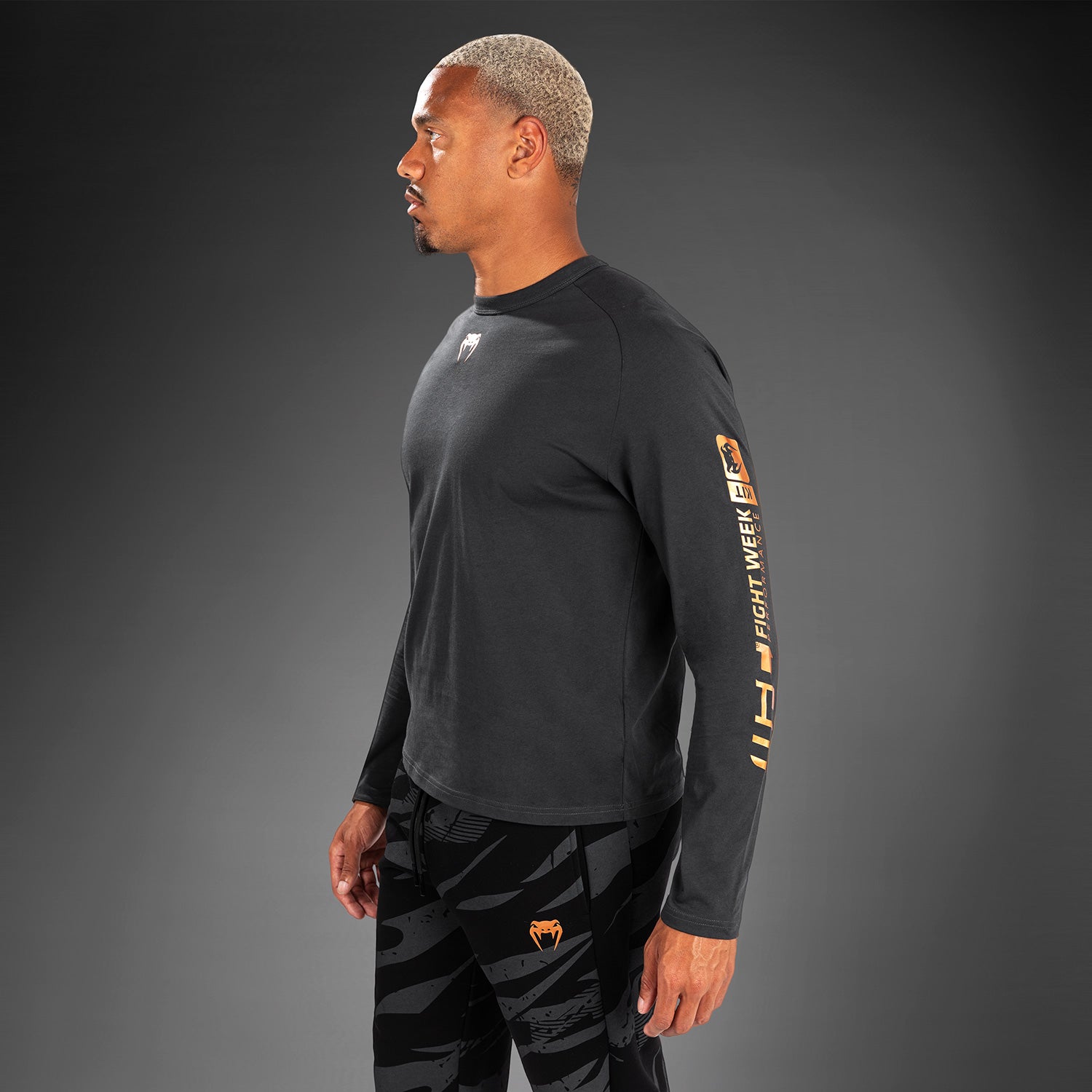 Venum パフォーマンス 長袖Tシャツ S ブラック Venum Classic T-shirt - Black - Venum Asia