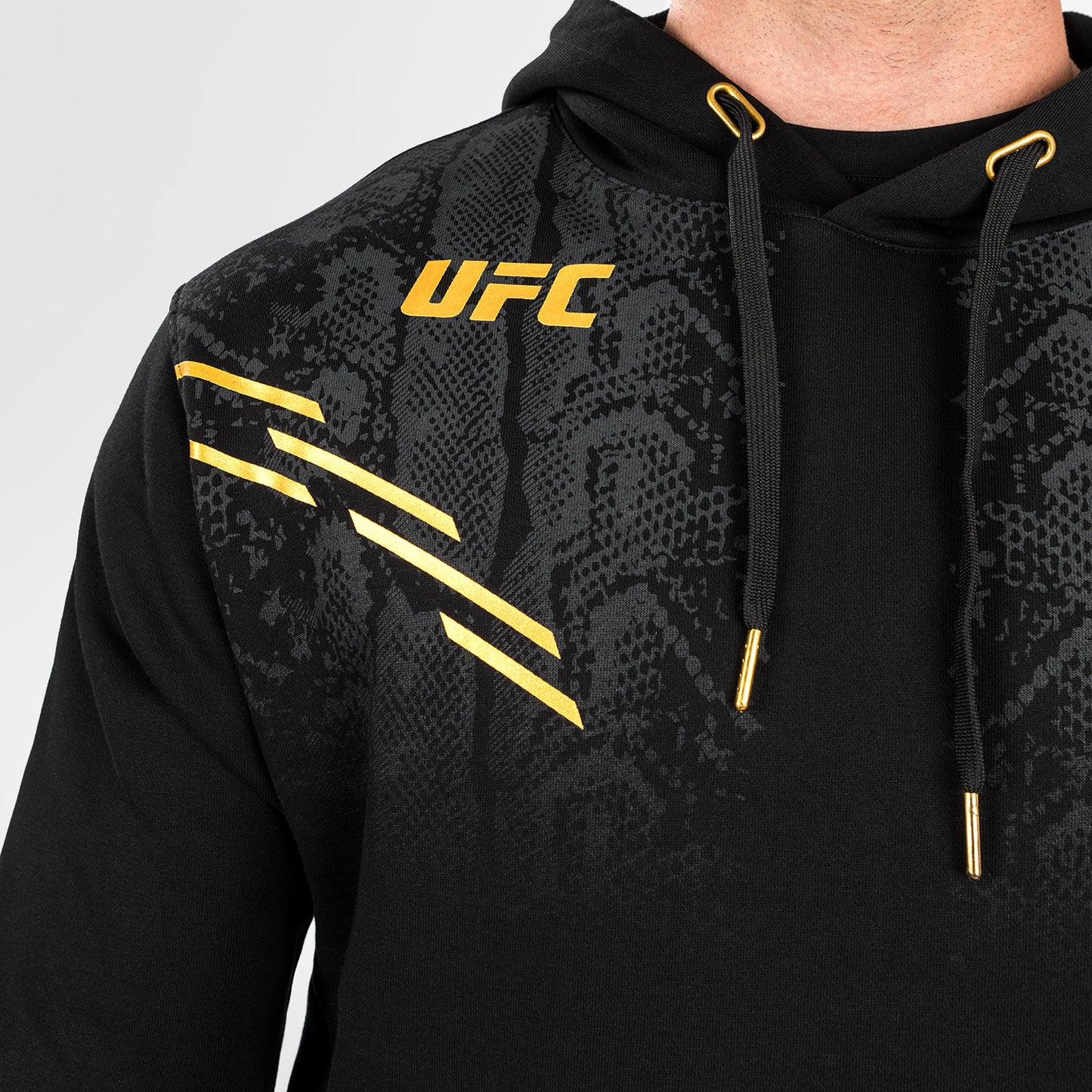 UFC Adrenaline by Venum Replica メンズ・プルオーバー・パーカー - Champion