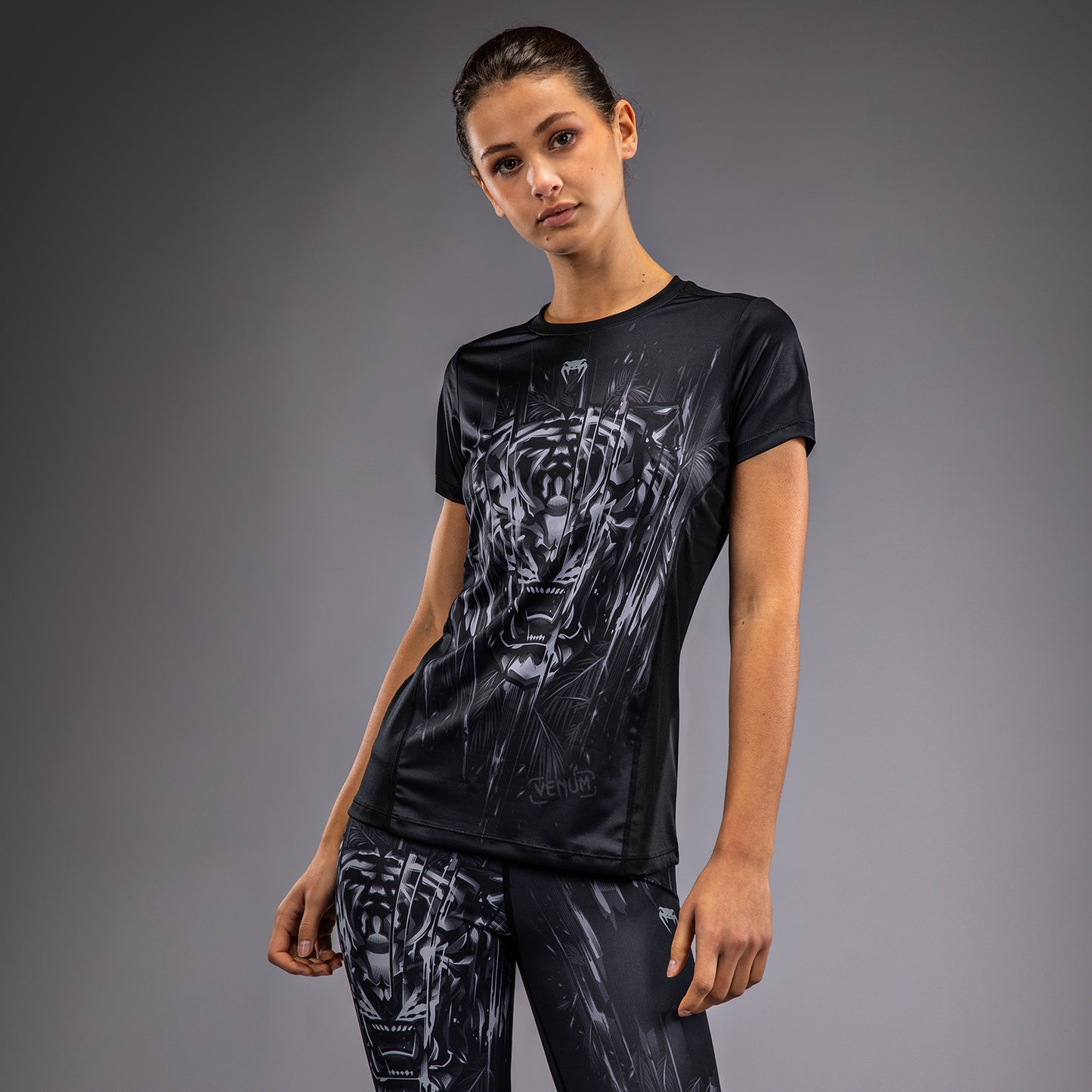 Venum Tiger ドライテックTシャツ レディース - ブラック/シルバー