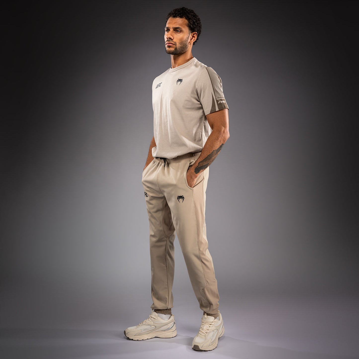 Venum UFC Unity by Venum Authentic Fight Week メンズ パンツ - サンド