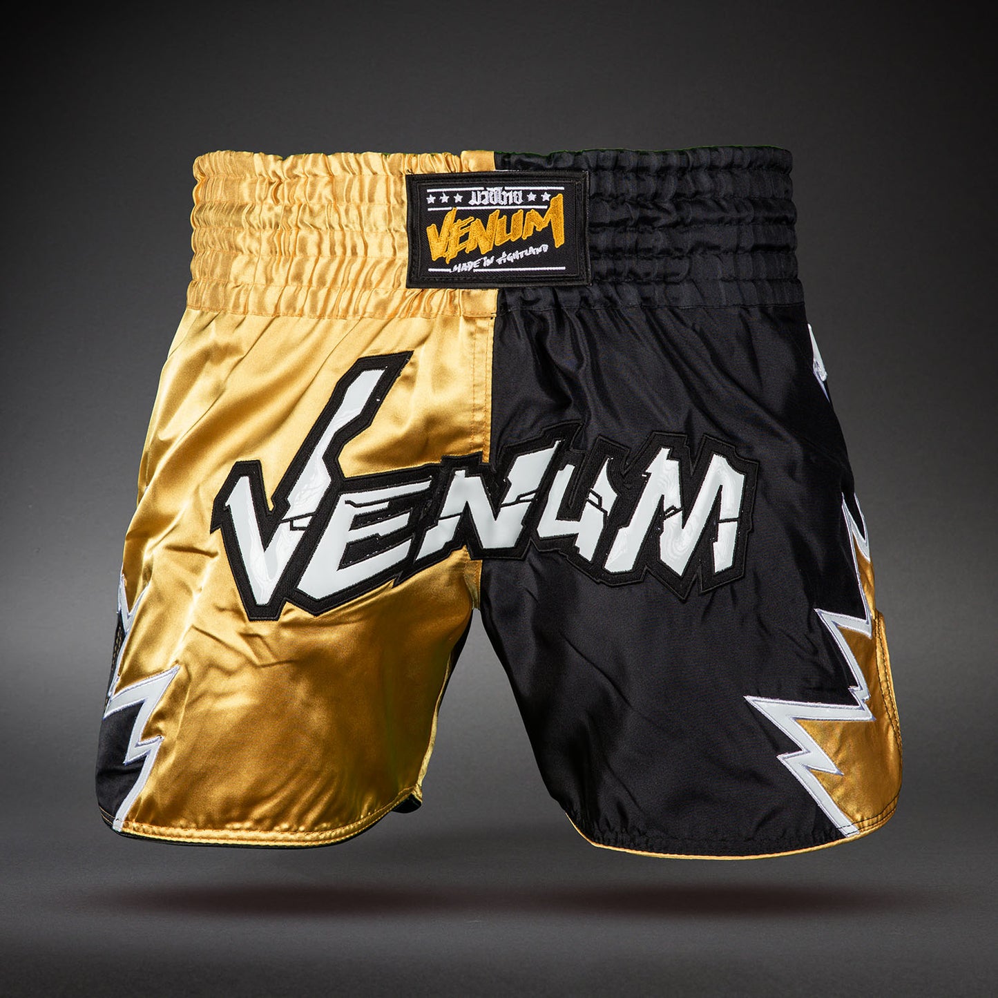 Venum Inferno 2.0 ムエタイショーツ - ブラック/ゴールド
