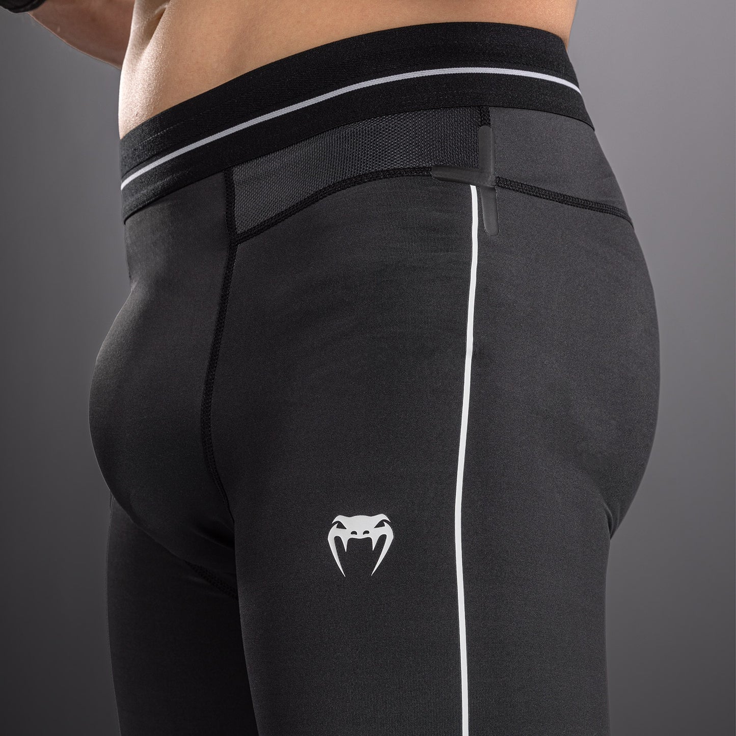 Venum Stealth スパッツ – ブラック/ホワイト