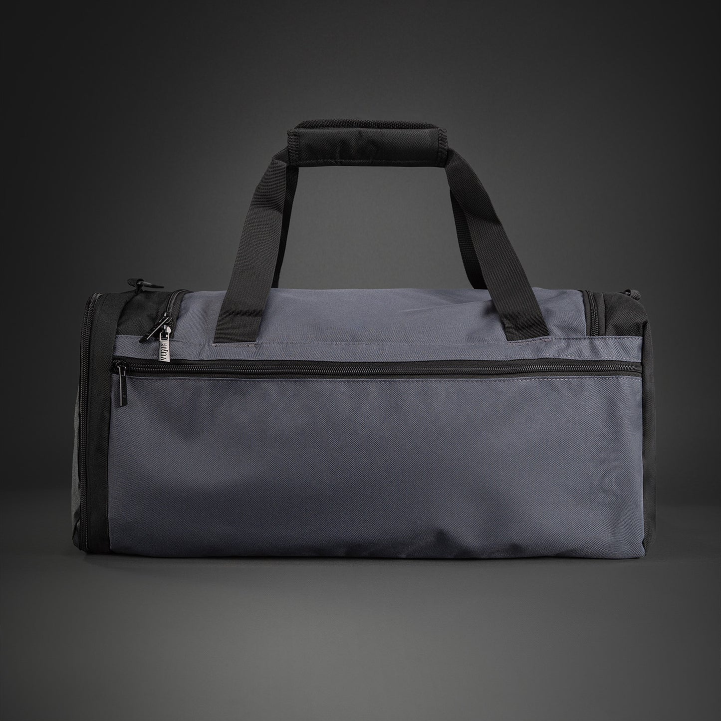 Venum Essential スポーツバッグ (37L) - グレー/ブラック