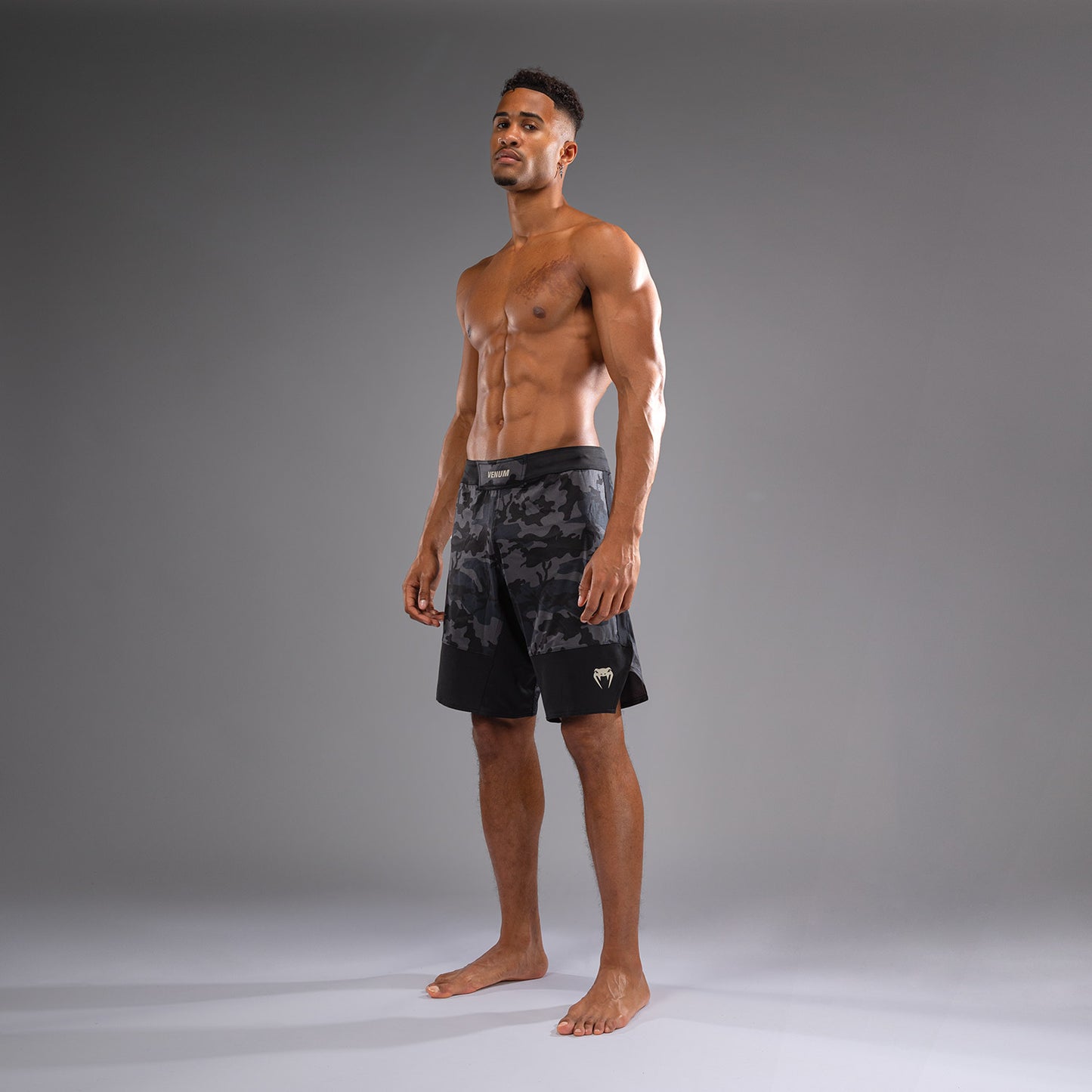 Venum G-Fit Air ファイトショーツ メンズ - デジタルアーバンカモ