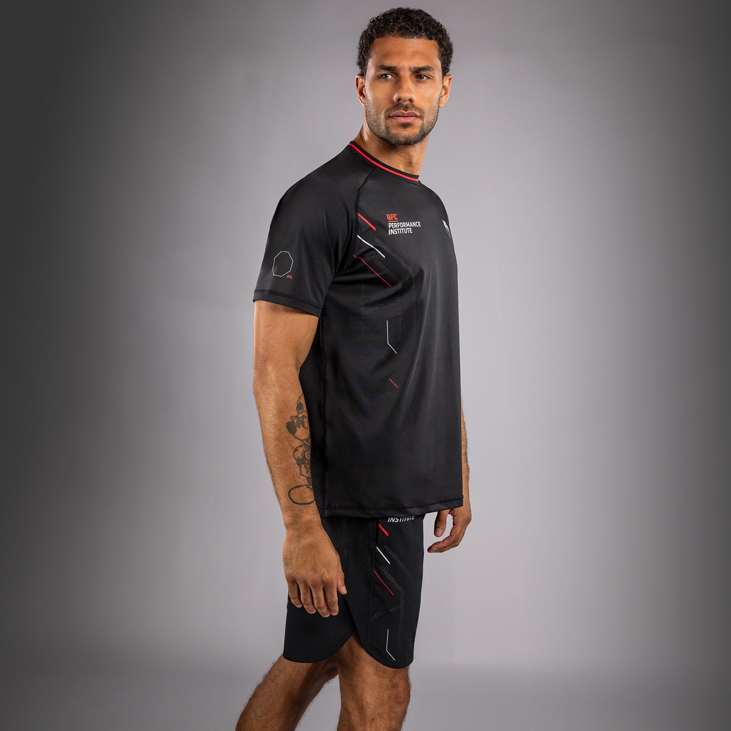 Venum UFC PI 3.0 ドライテックTシャツ – ブラック