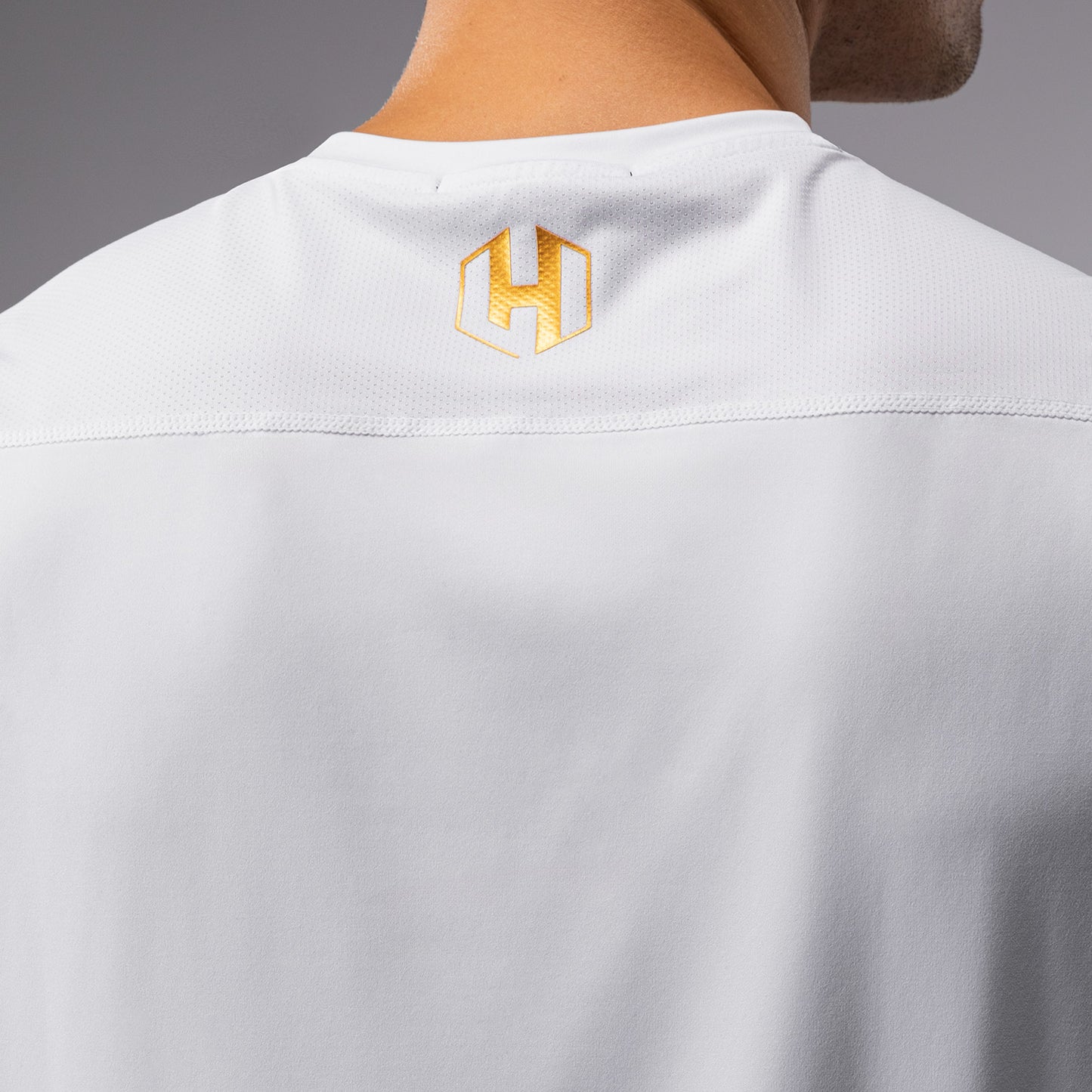 FK x Venum Hexagone MMA Tシャツ - ホワイト/ゴールド