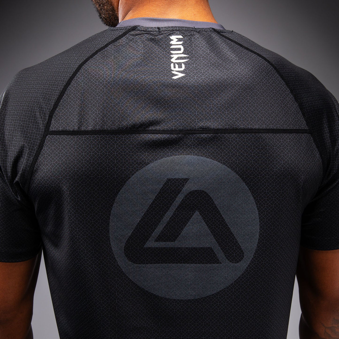 Venum x Roger Gracie Academy ドライテックTシャツ - ブラック