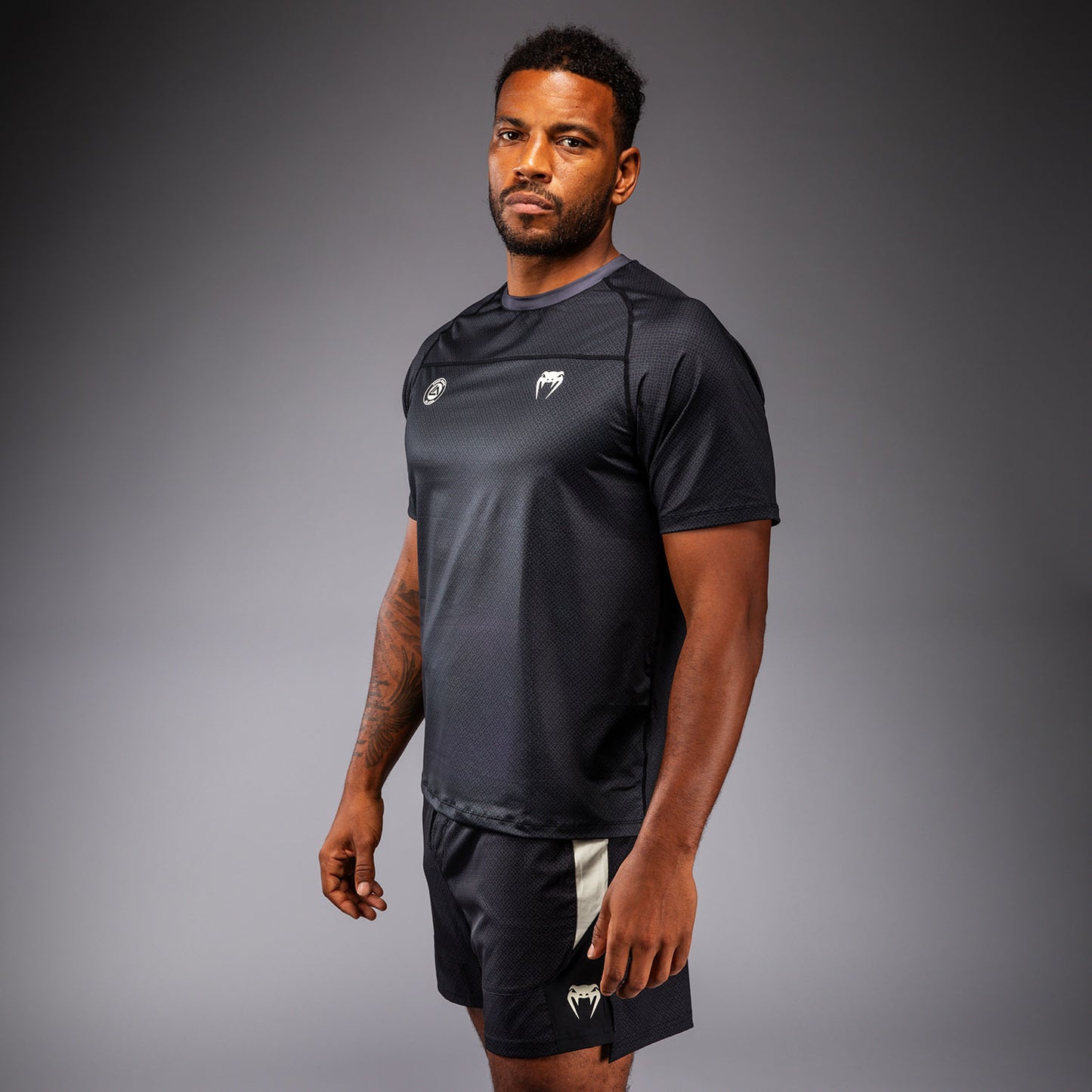 Venum x Roger Gracie Academy ドライテックTシャツ - ブラック