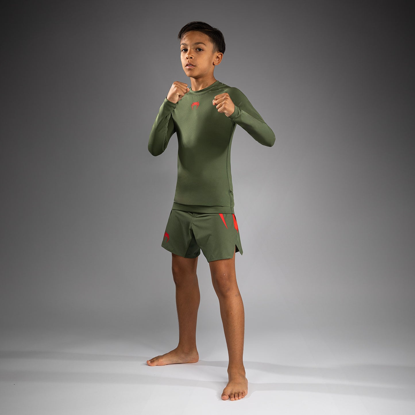 Venum Contender Kids Rashguards ロングスリーブ - アーミーグリーン/オレンジ