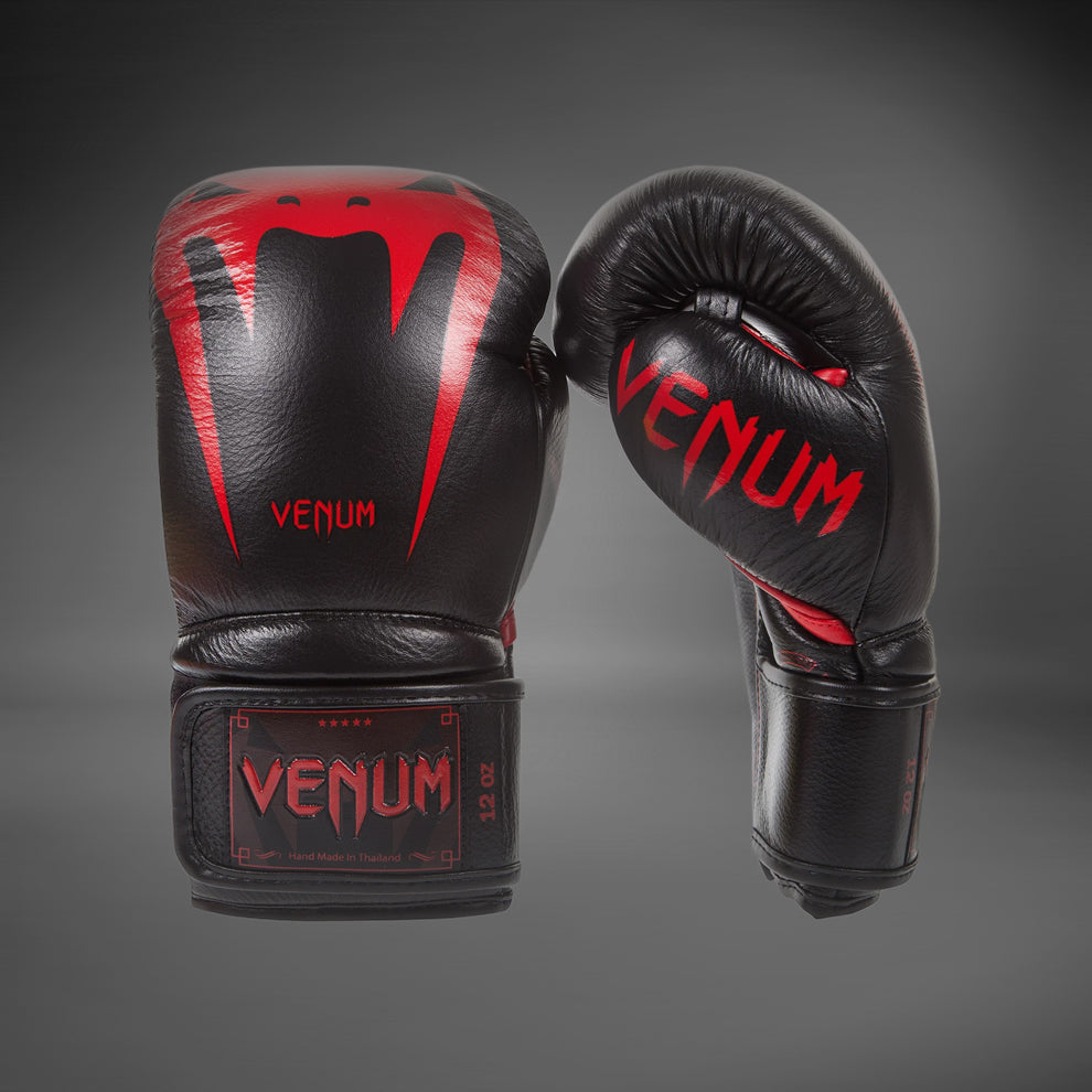 Venum Giant 3.0 ボクシンググローブ - ナッパレザー