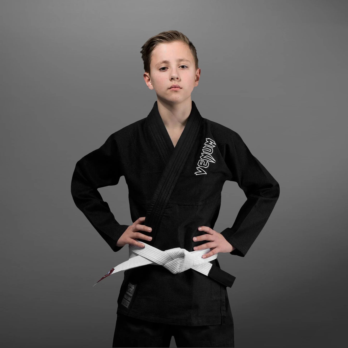 Venum Contender Kids キッズ BJJ 着（無料のホワイトカラーベルト付き) - ノワール