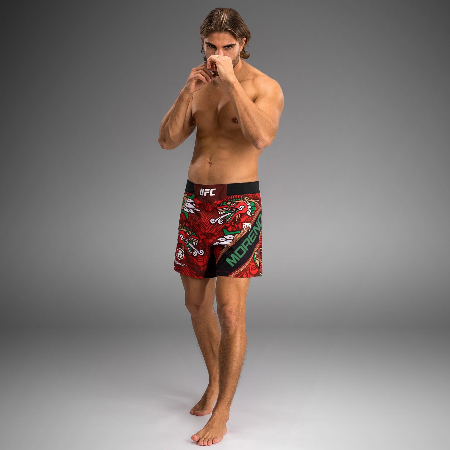 UFC Unrivaled by Venum Brandan Moreno 男性ファイトショーツ - レッド