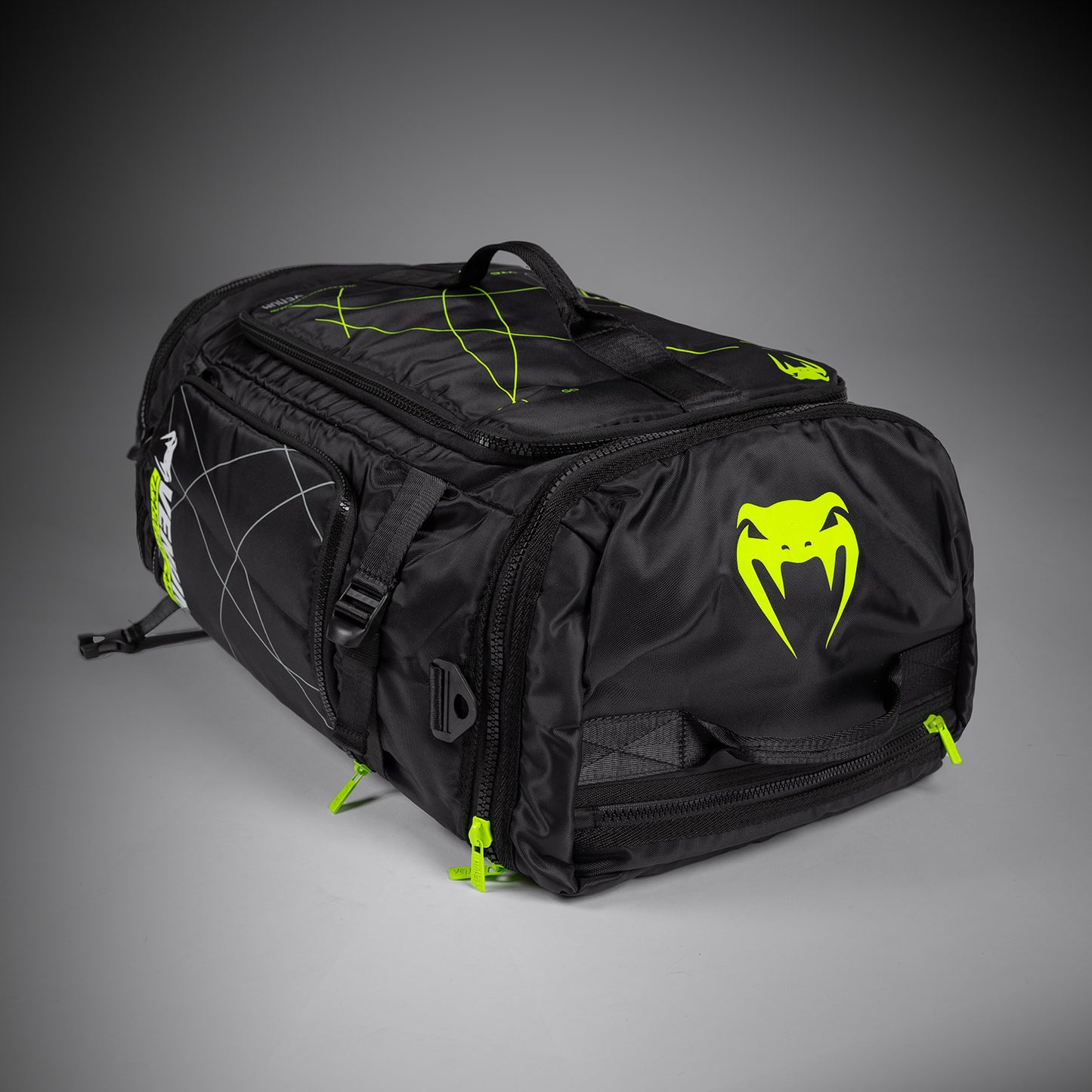 Venum Training Camp 4.0 スポーツバッグ - ブラック/ネオングリーン