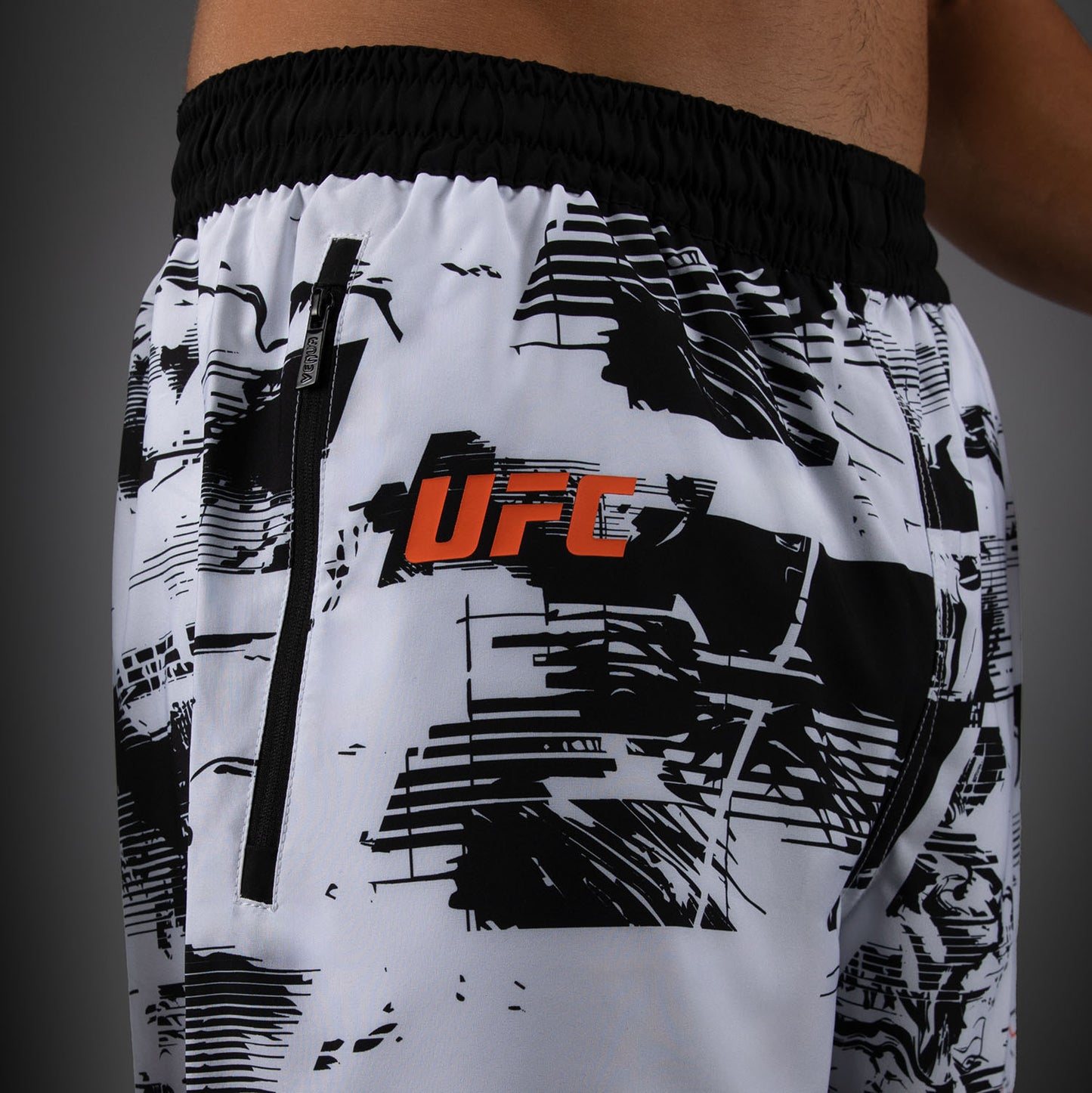 UFC Zenith by Venum Authentic Fight Week パフォーマンスショーツ メンズ - ホワイト