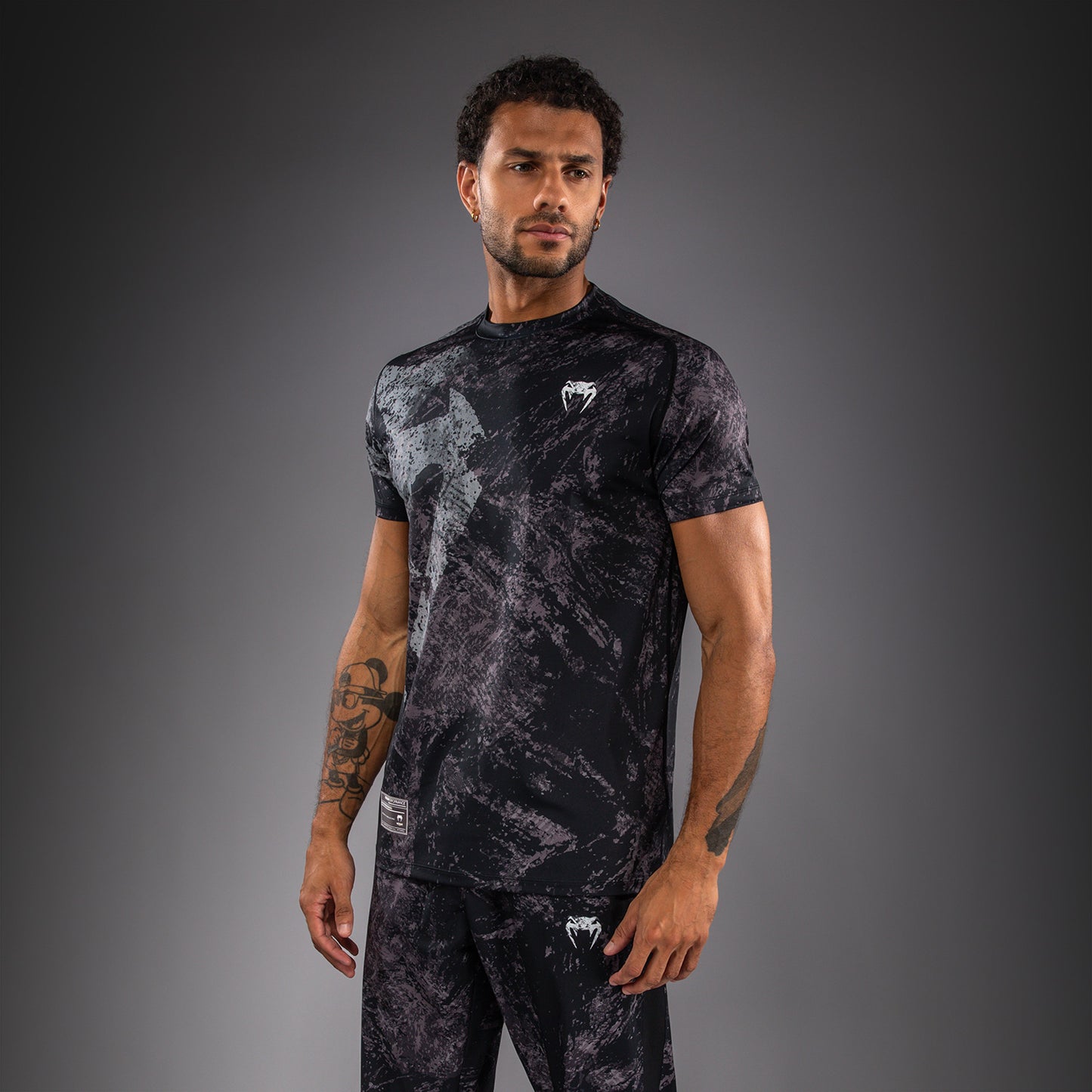 Venum Rage & Workout ドライテックTシャツ - ブラック/グレー