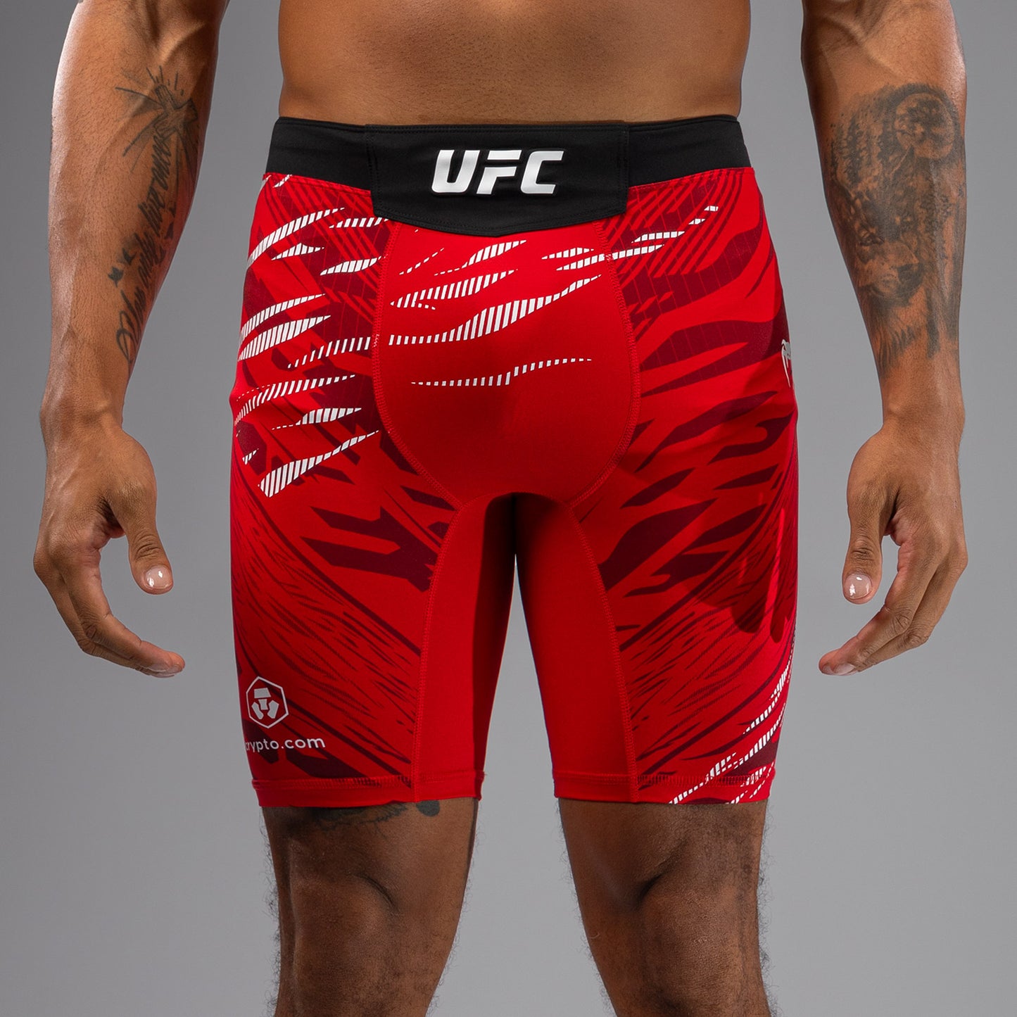 UFC Fusion by Venum Authentic Fight Night ヴァレトゥードショーツ（男性用） - レッド
