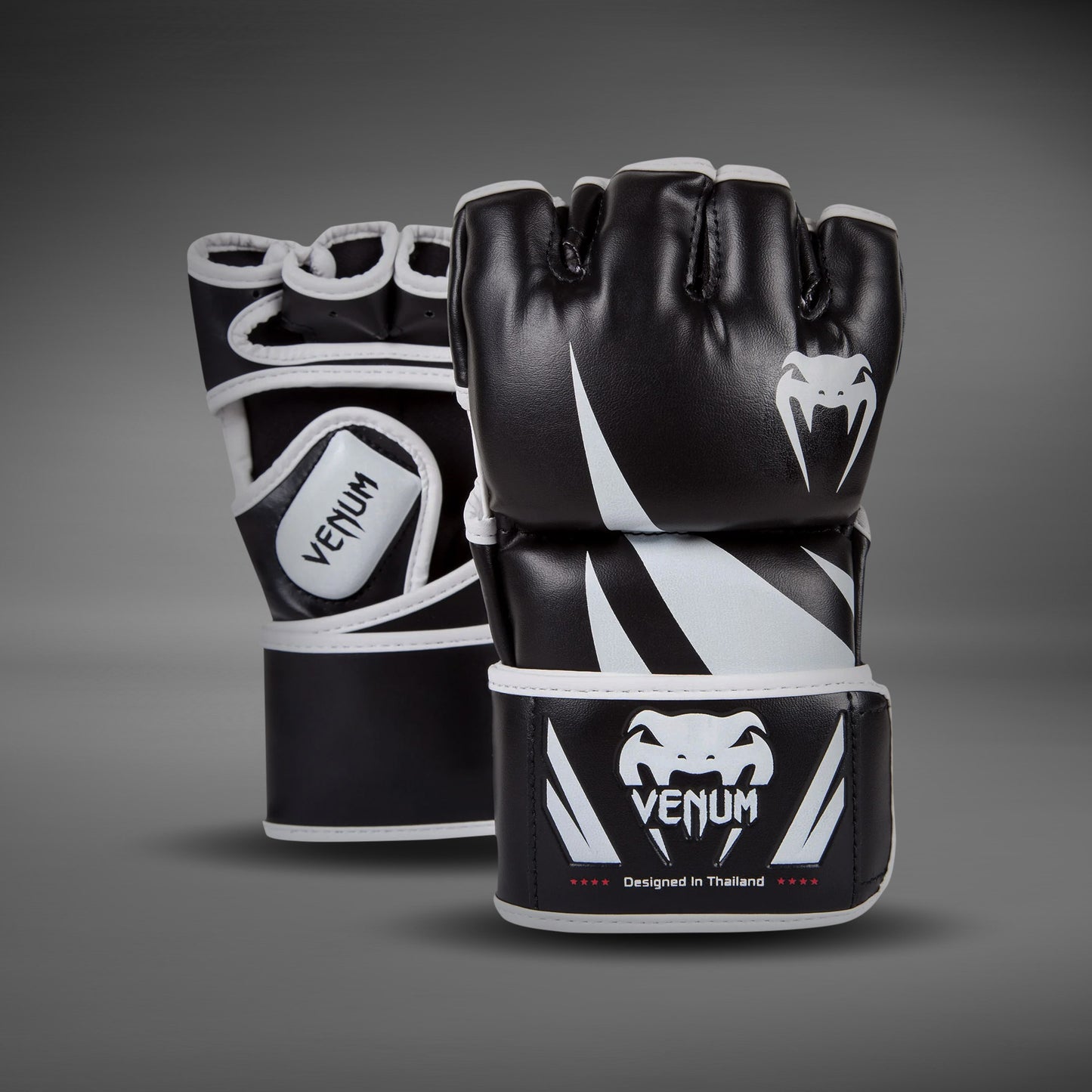 Venum Challenger MMA グローブ - ブラック