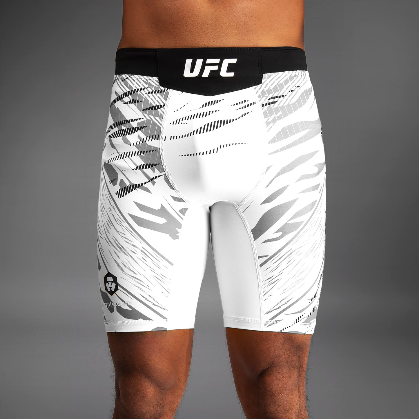 UFC Fusion by Venum Authentic Fight Night ヴァレトゥードショーツ（男性用） - ホワイト