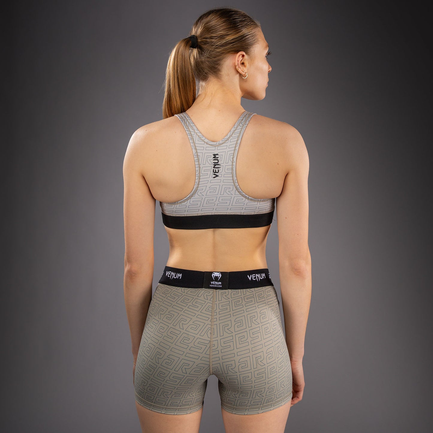 Venum x Ares 2.0 スポーツブラ レディース – サンド