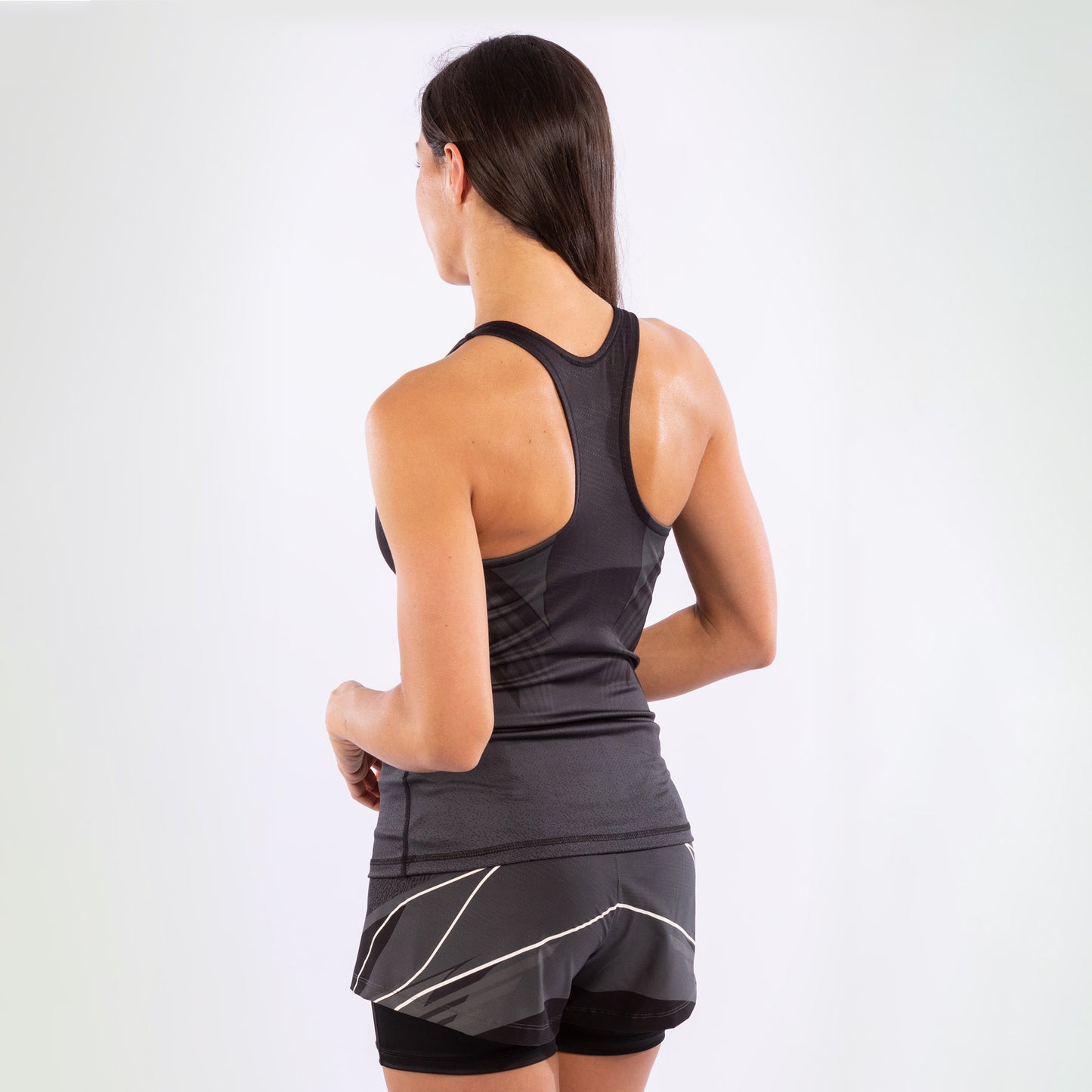 UFC VENUM本物のファイトナイトウィメンズシェルフブラ付きフィットタンク - 黒