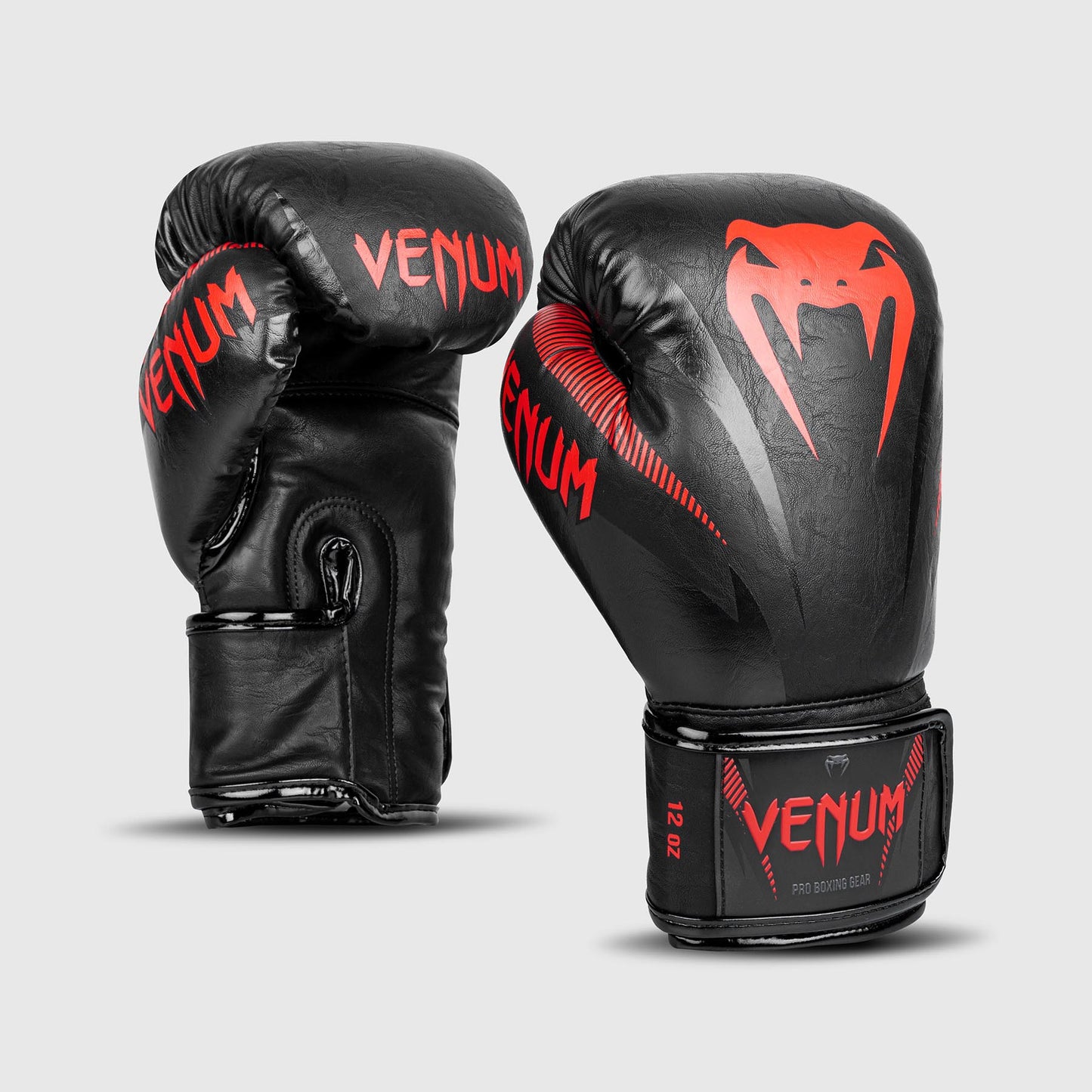 Venum Impact ボクシンググローブ