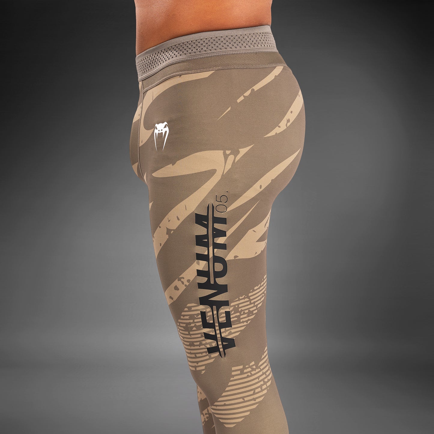 UFC Adrenaline By Venum Fight Week Performance メンズ・タイト - Desert Camo