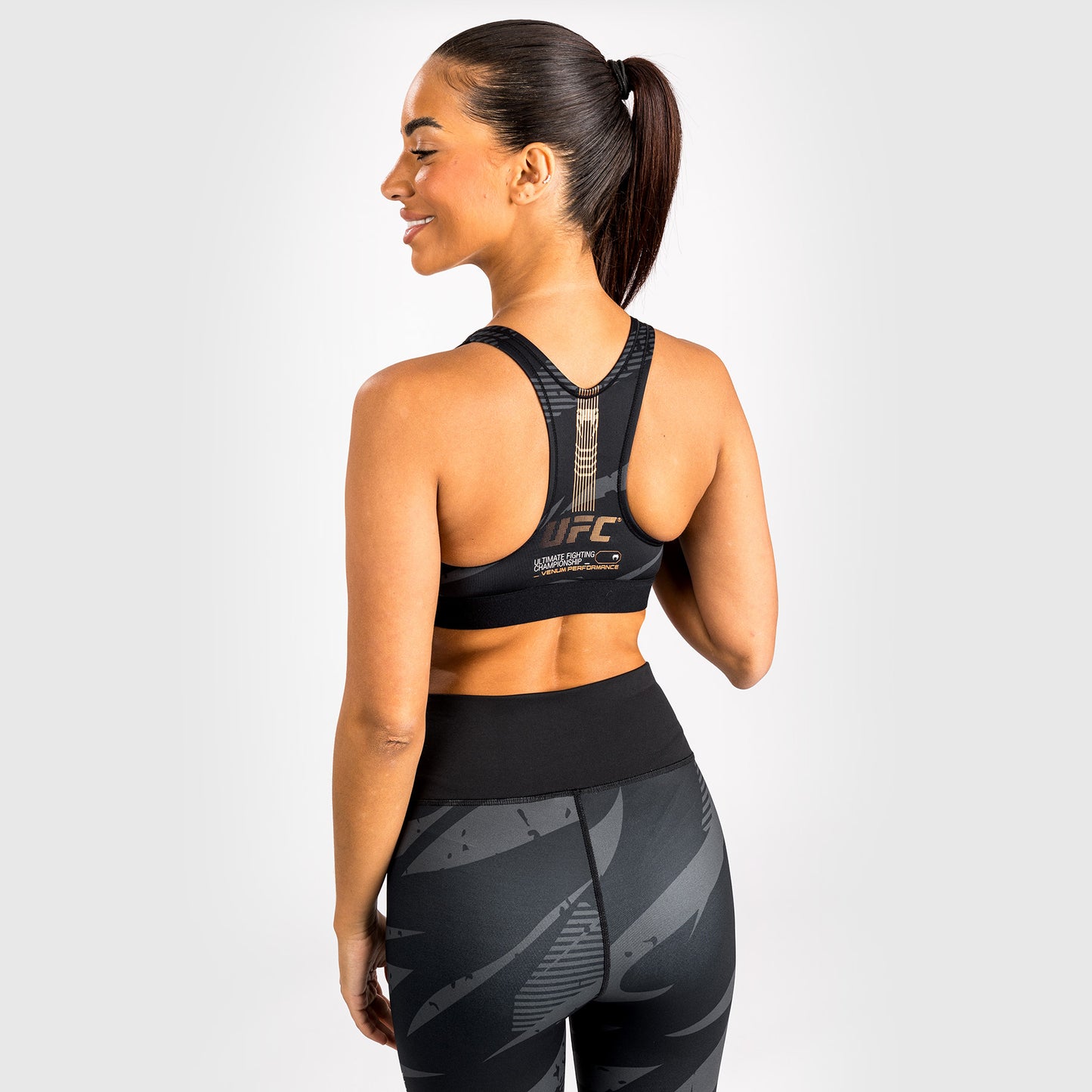 UFC Adrenaline By Venum Fight Week - 女性用スポーツブラ - Urban Camo