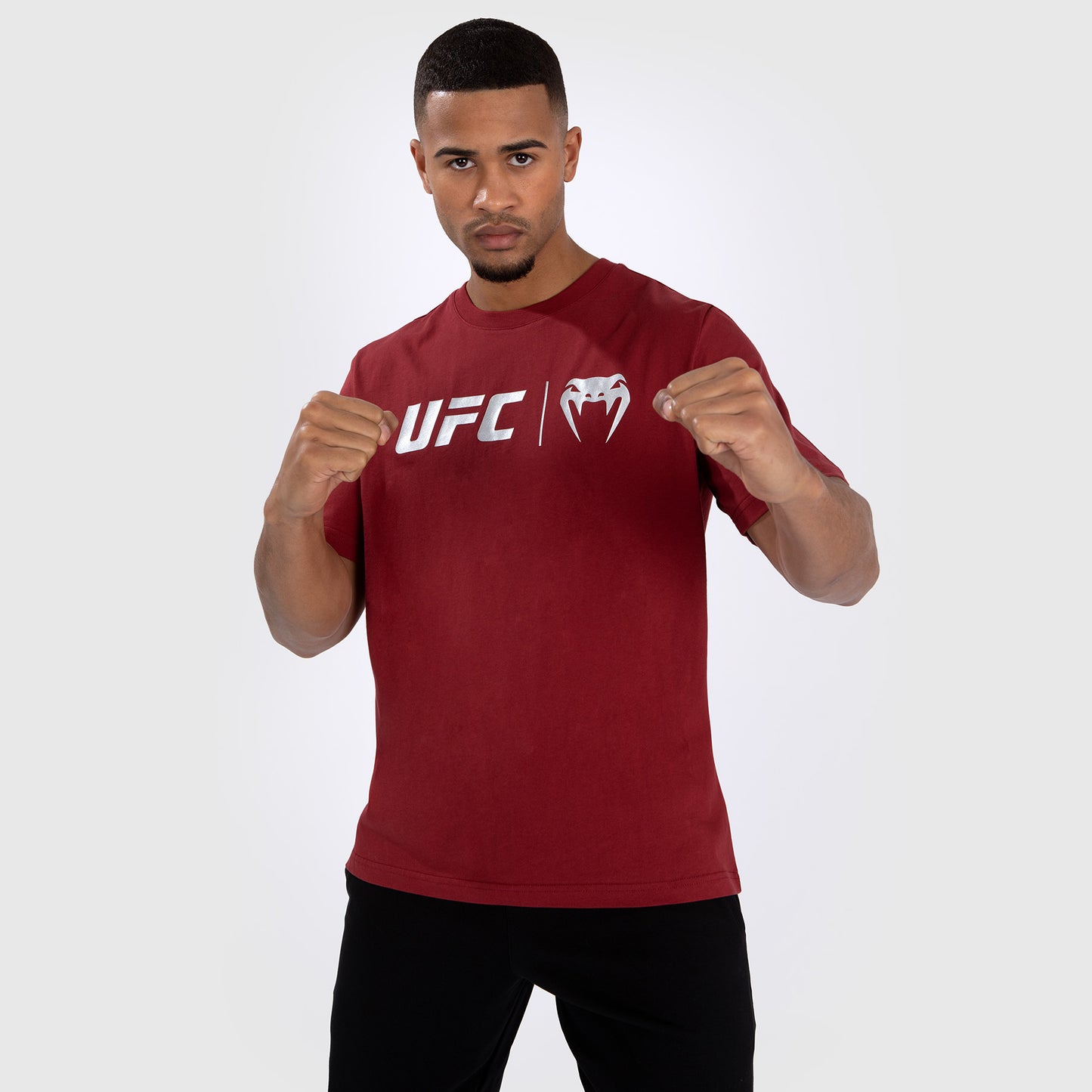 UFC Venum Classic Tシャツ - レッド/ホワイト