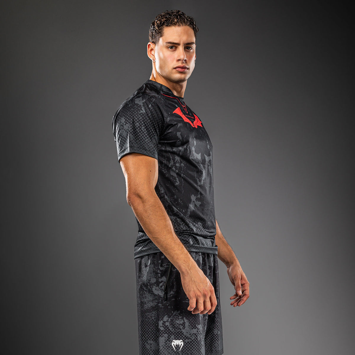 Venum x Batman ドライテックTシャツ - ブラック/グレー/レッド
