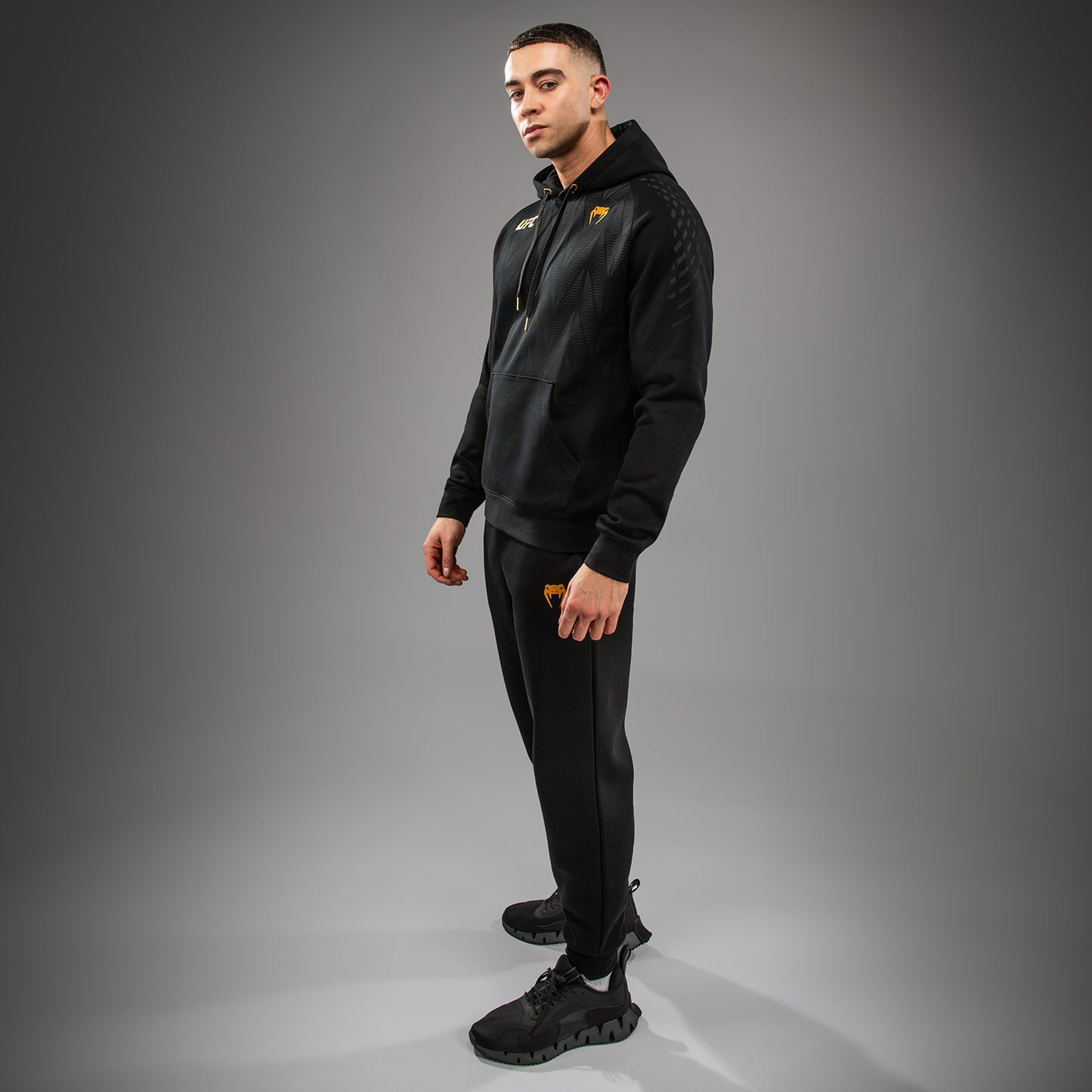 UFC Zenith by Venum Replica プルオーバーパーカー メンズ - チャンピオン