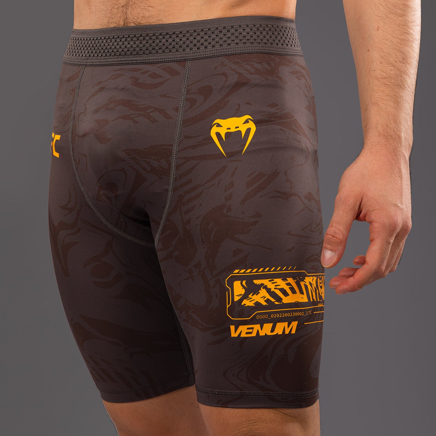 UFC Fusion by Venum Fight Week ヴァレトゥードショーツ（男性用） - アーセンブラウン